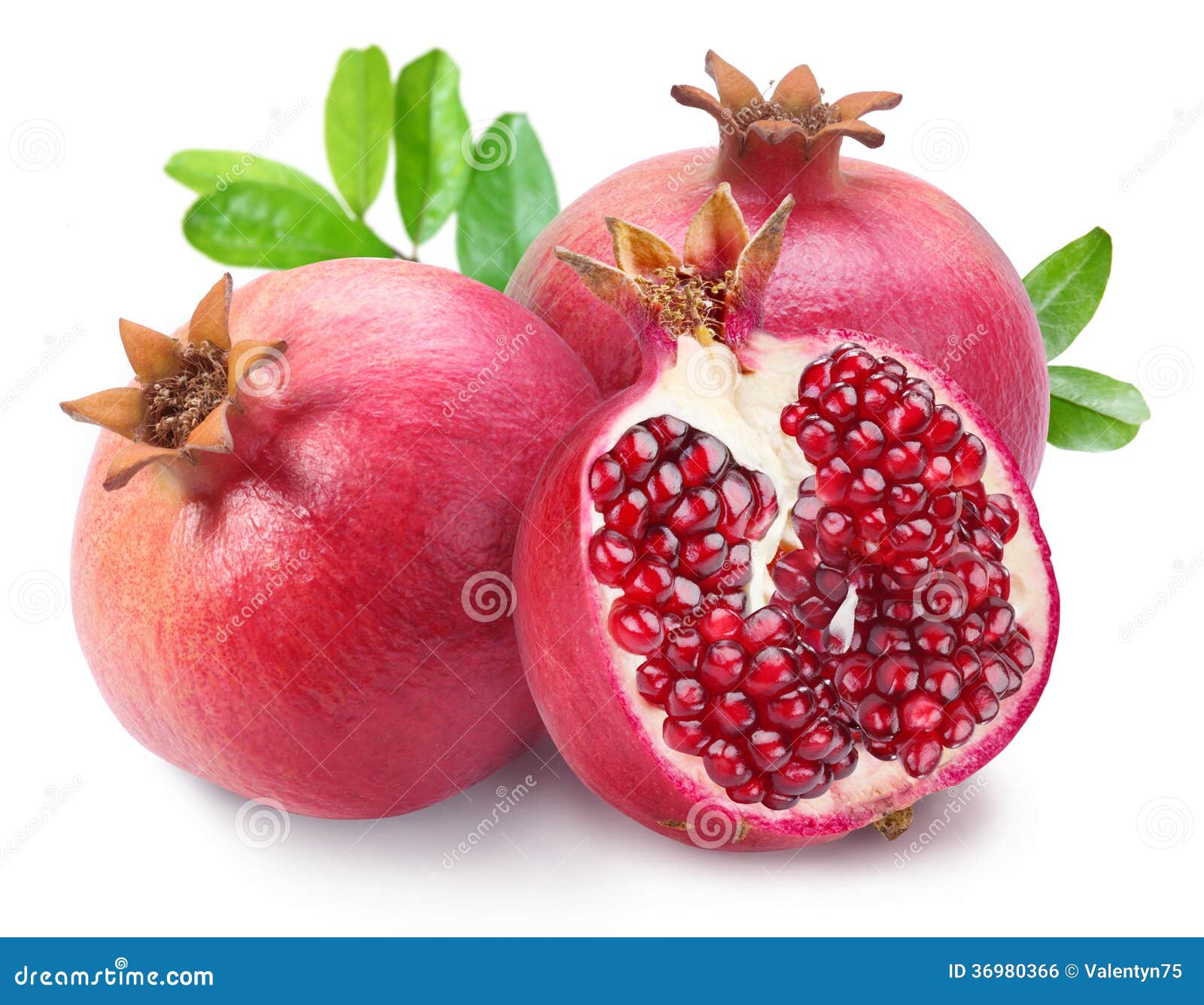 Saftiger Granatapfel Mit Blättern. Stockfoto Bild von