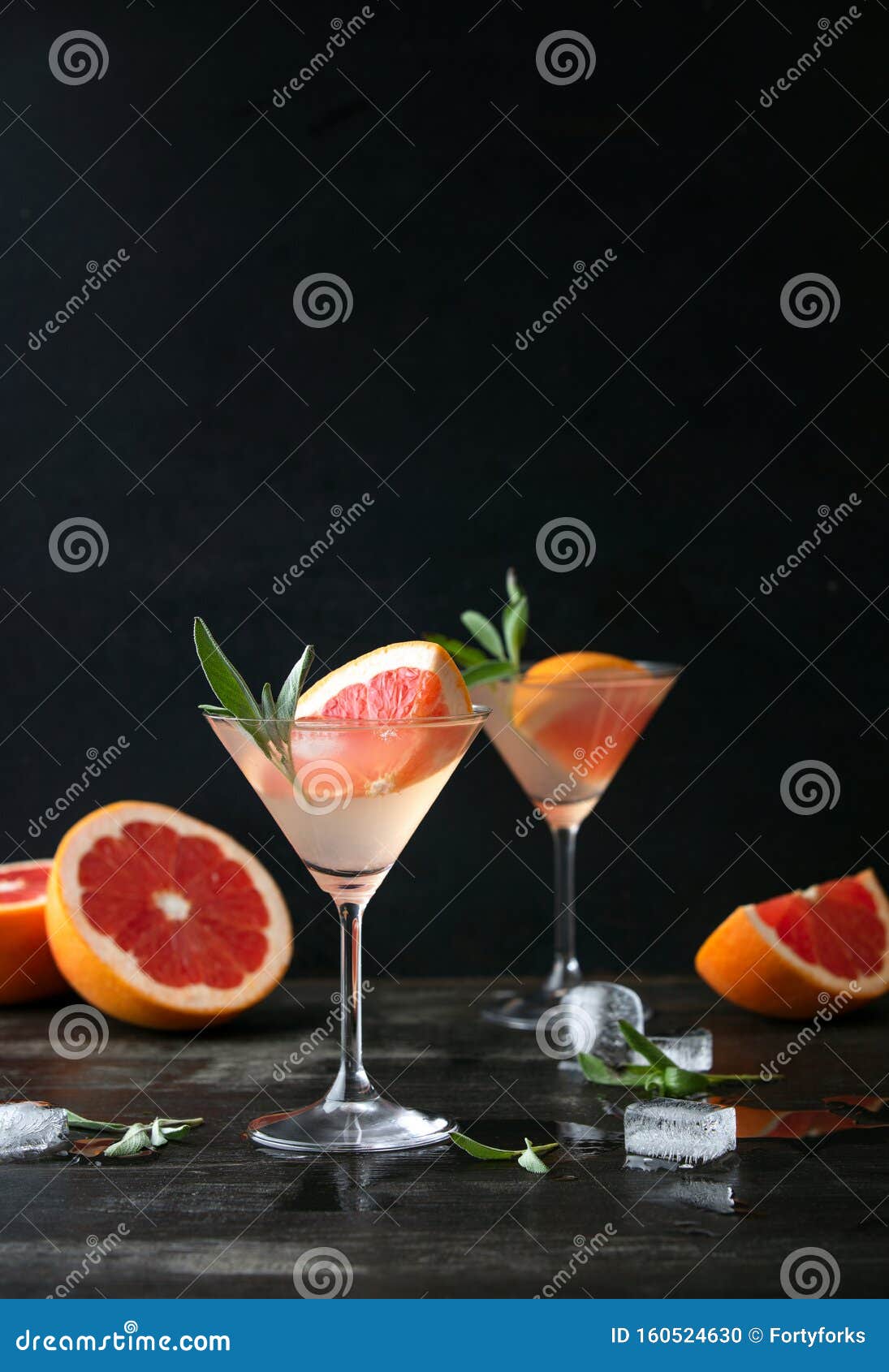 Sage and Pink Grapefruit Gimlet, Front View Stock Photo Image of craft, alcohol 160524630