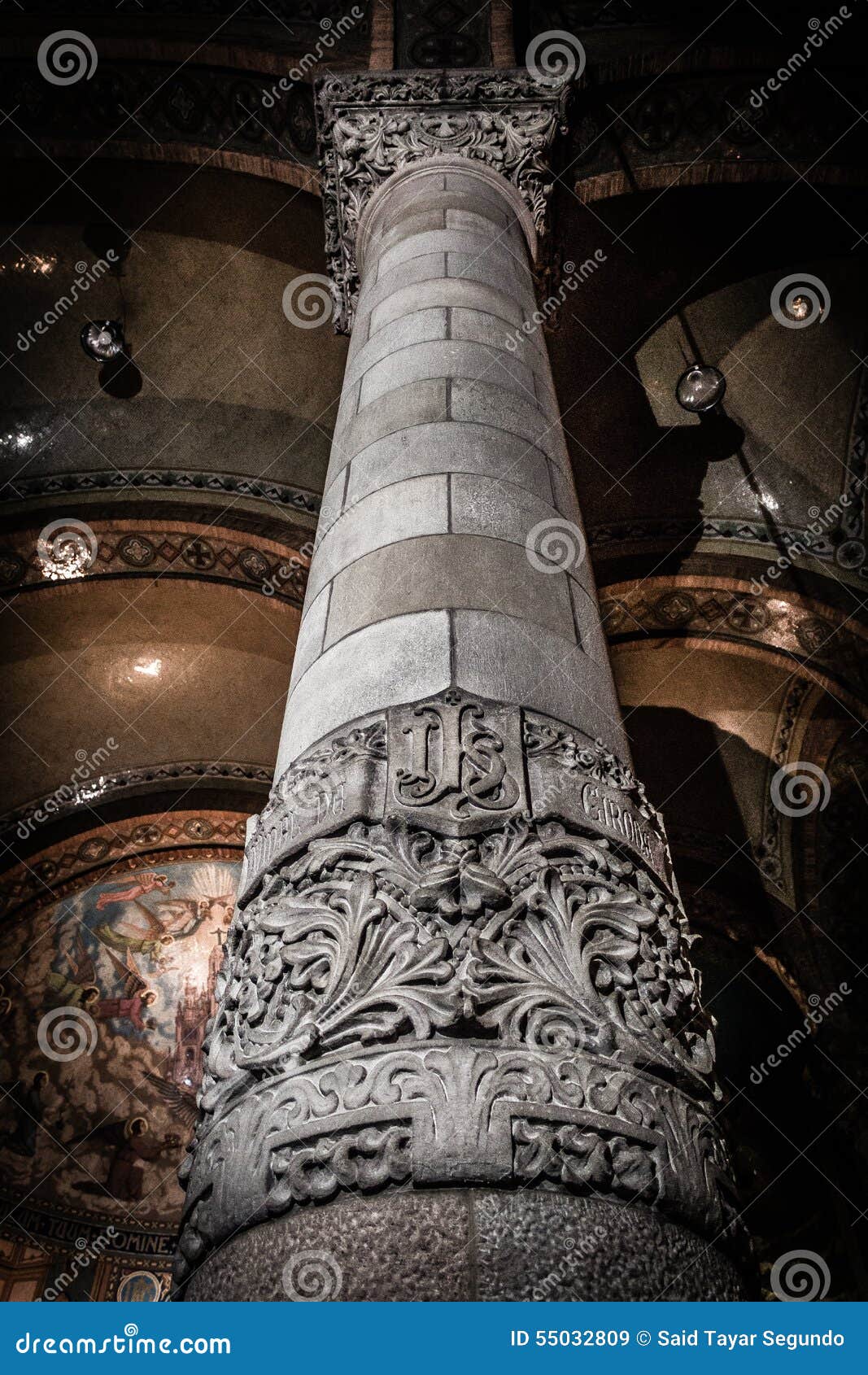 sagrat cor column