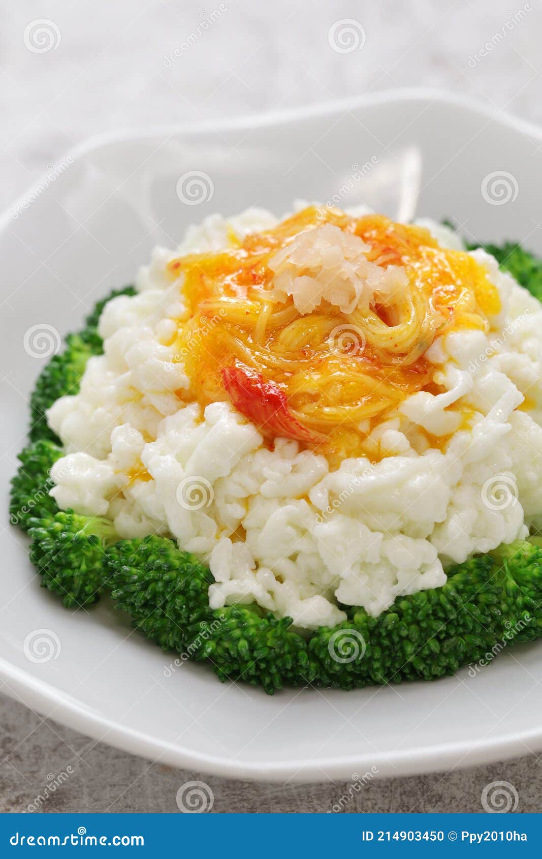 Sai Pang Xie, Chinese Imitated Crab Dish Made with Eggs Stock Photo ...