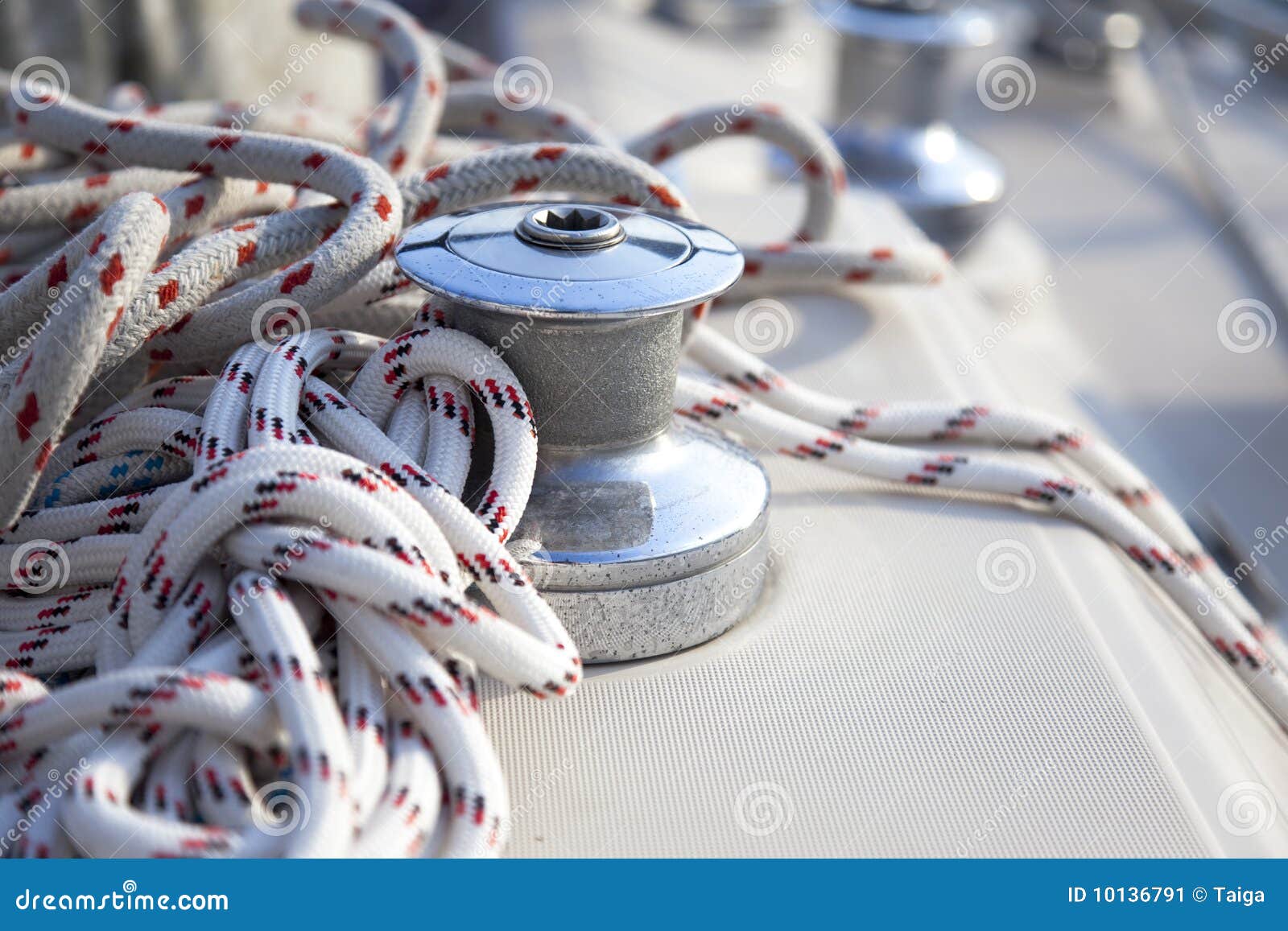 sail boat winch / yachting