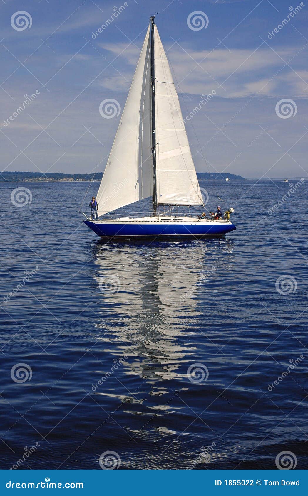 sailboat reflection stock photography - image: 1855022