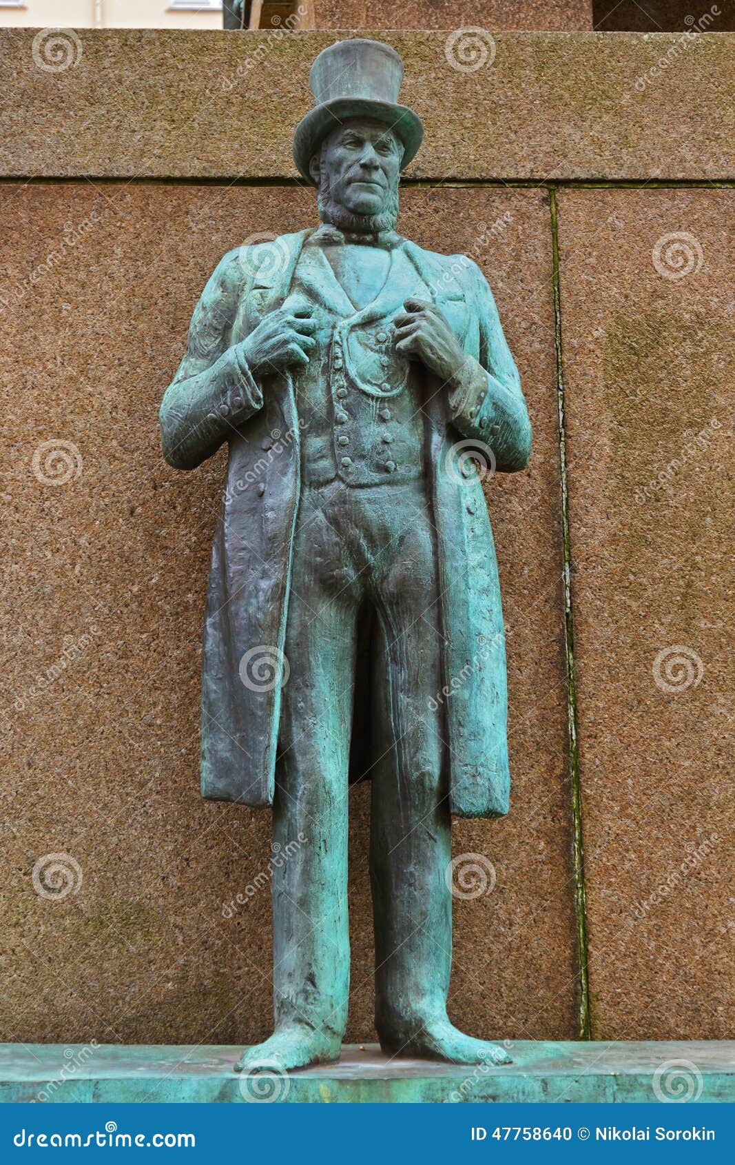 sailors monument - bergen norway