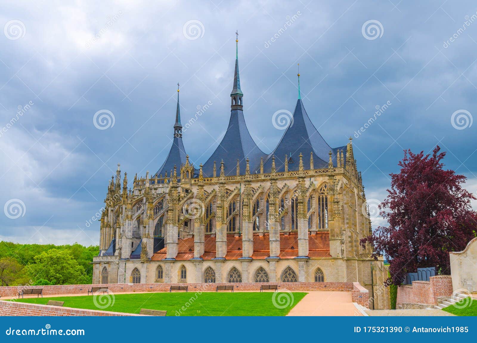 saint barbara`s church cathedral of st barbara roman catholic church gothic style building in kutna hora historical town centre