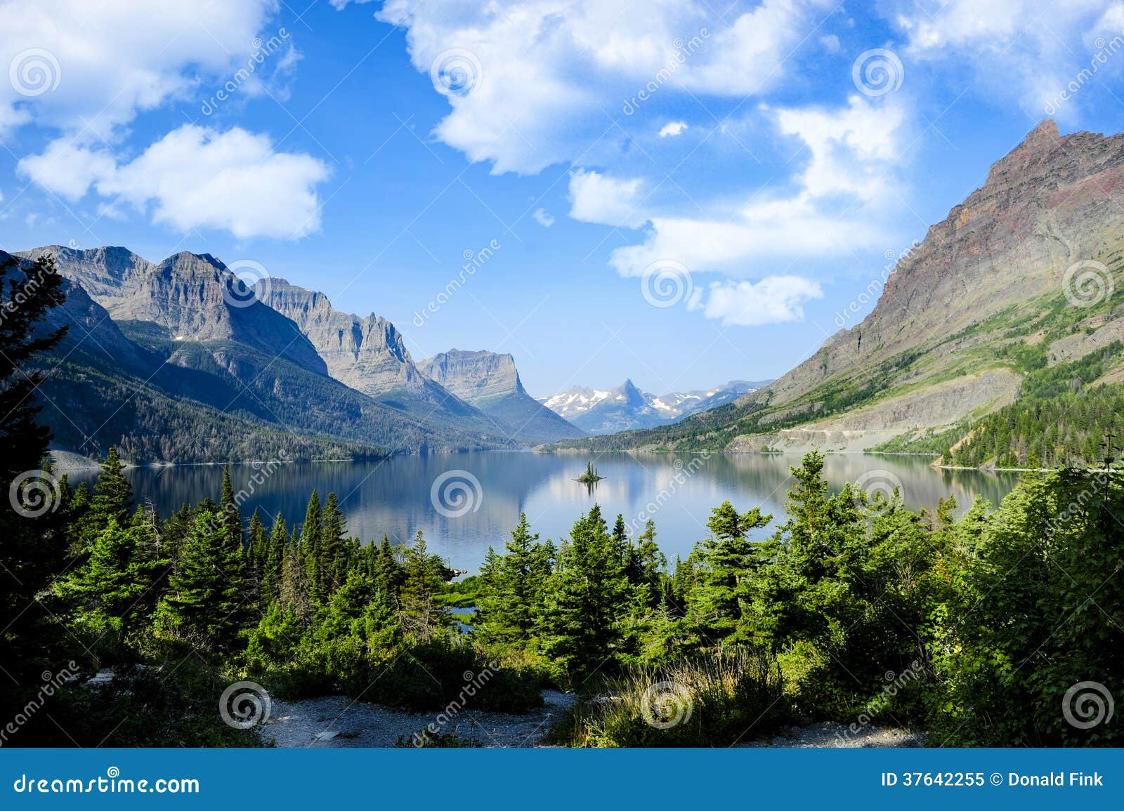 saint marys lake at glacier national park