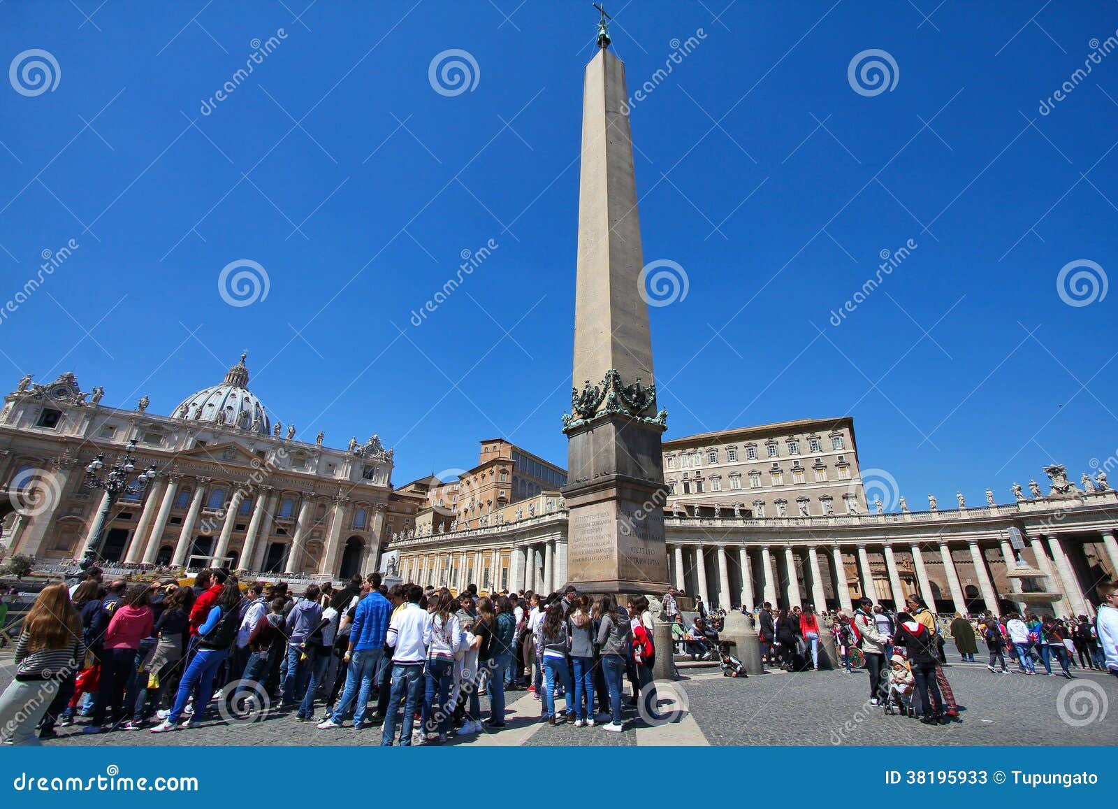 Saint Peter s Square editorial stock photo. Image of tourist 38195933