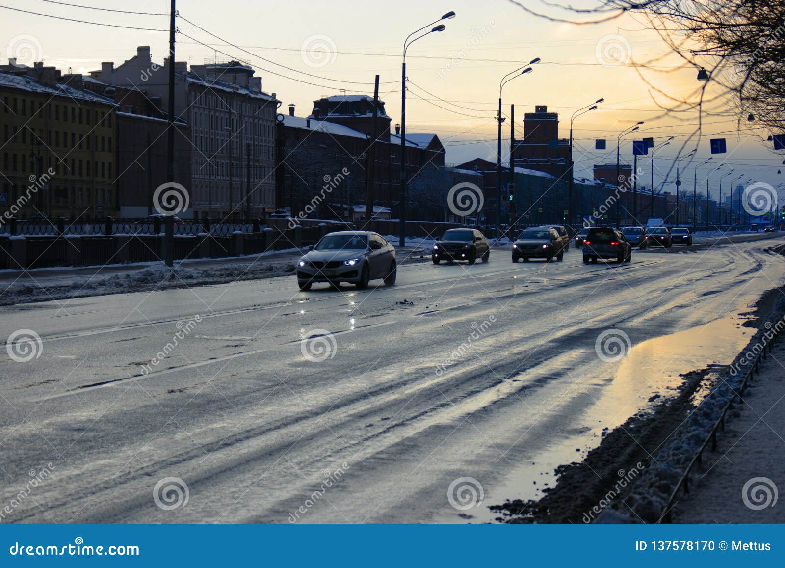 Saint Petersburg Russia 27 Feb 2016 Dirty Road In The Winter Sunset Time In St Petersburg Russia Editorial Image Image Of Removal Neighborhood 137578170