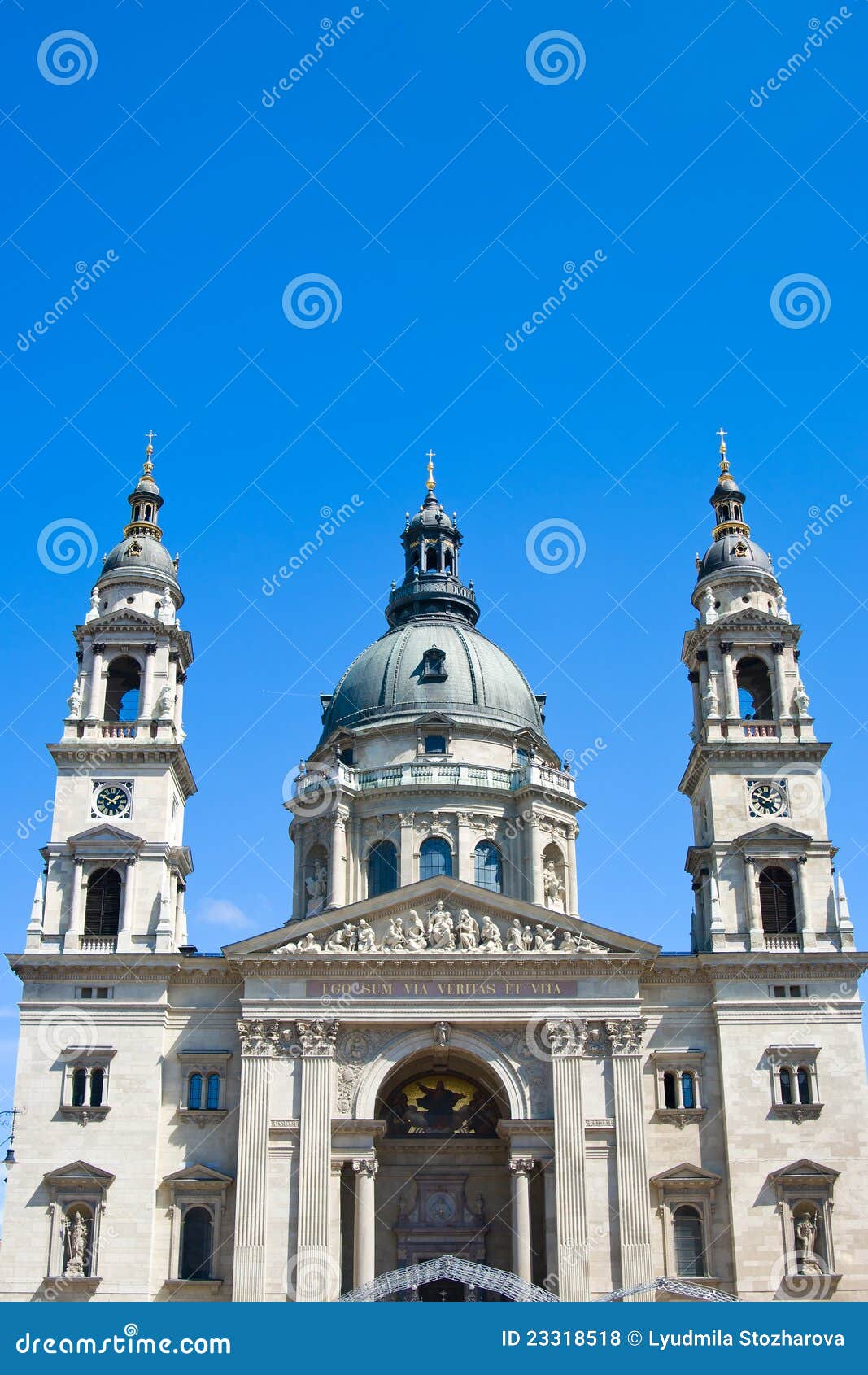 saint stephen basilica in budapest