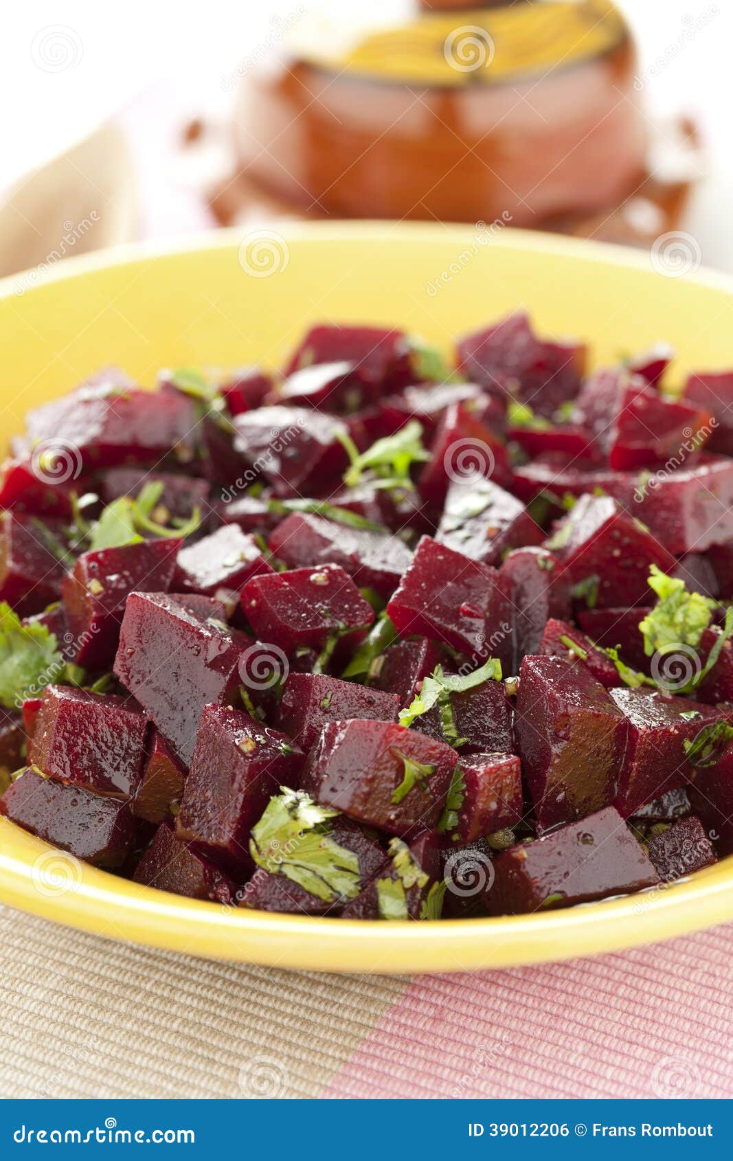 Salade de betteraves à la marocaine : découvrez les recettes de Cuisine  Actuelle