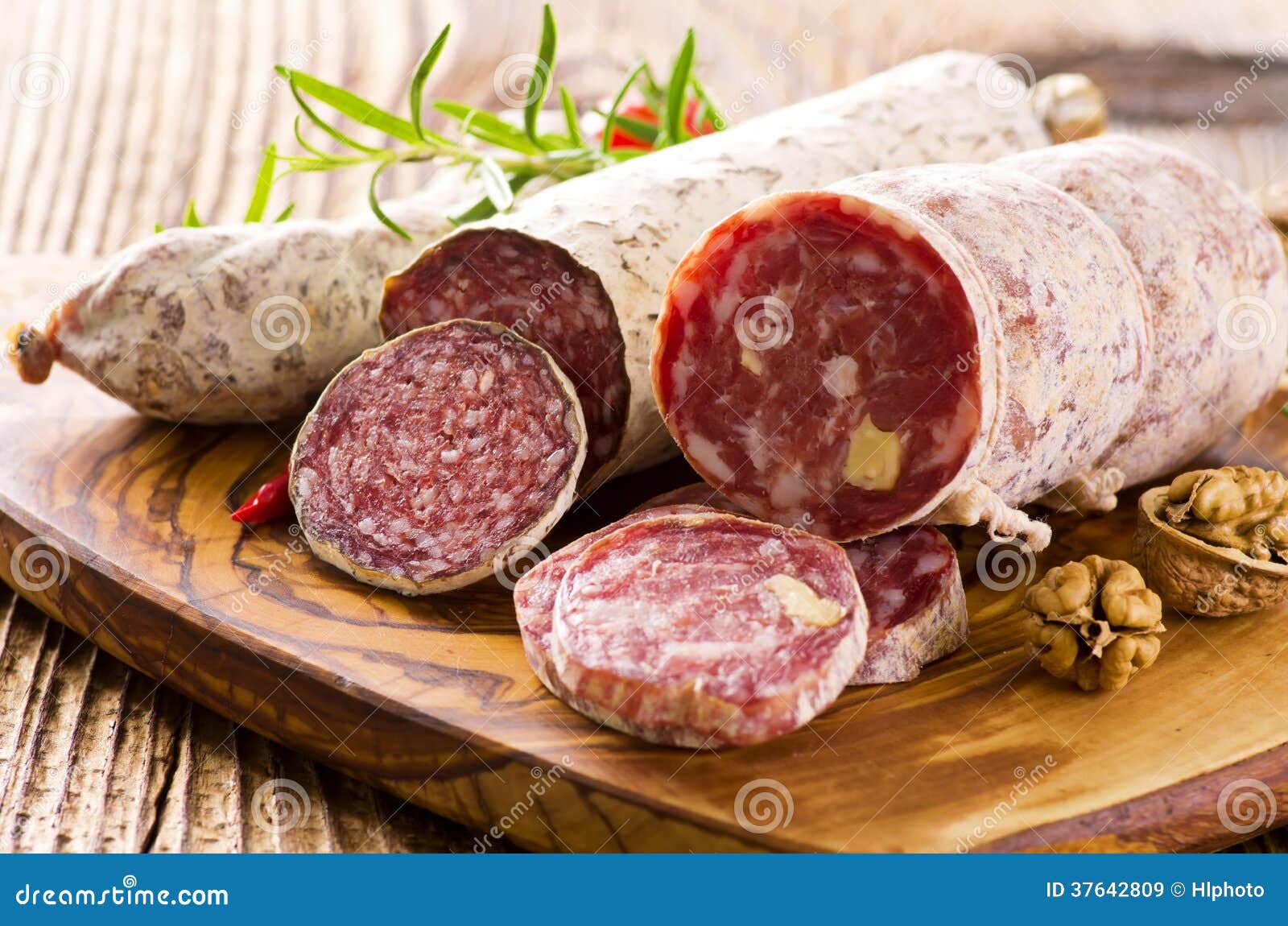 Salame italiano immagine stock. Immagine di pane, italia 37642809