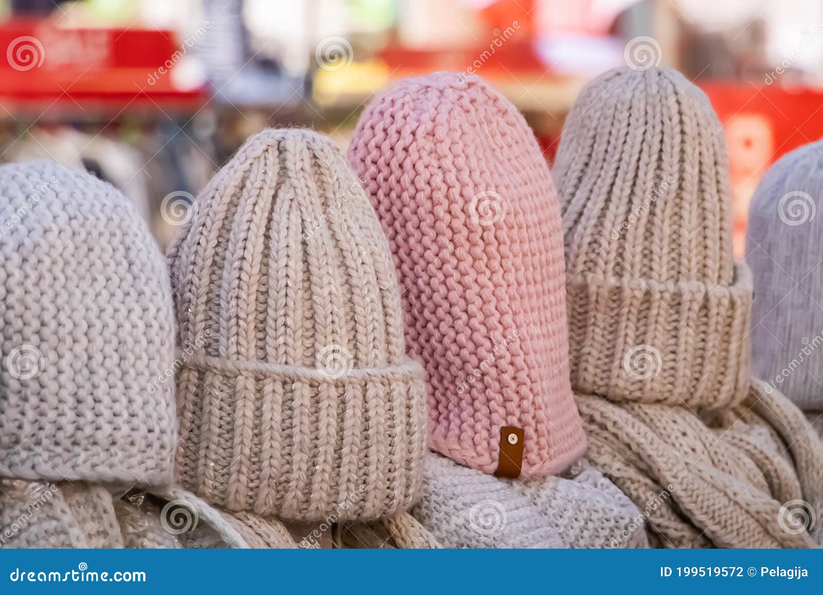 Sale of winter woolen clothes in a shopping - Stock Photo [84029329] -  PIXTA