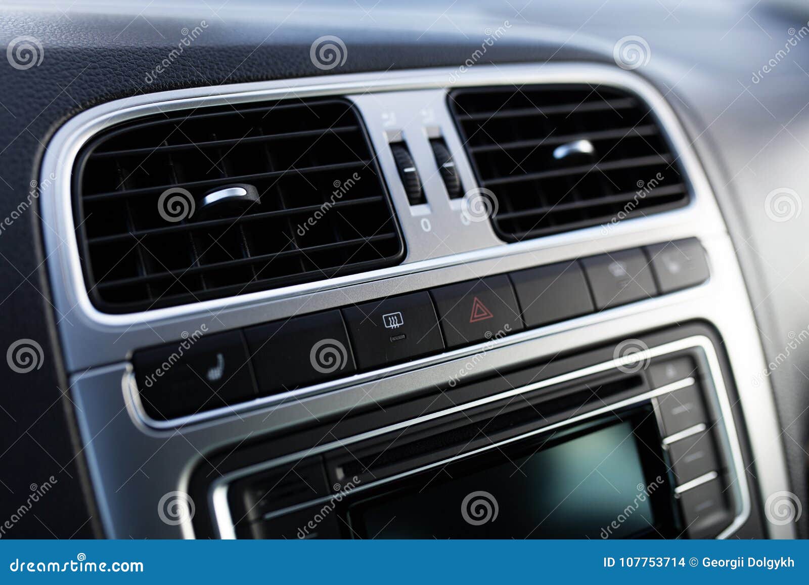 Salidas De Aire En Un Coche Foto de archivo Imagen de conducir