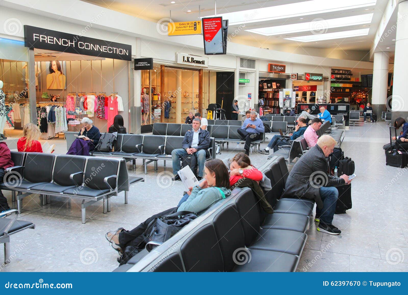 Salle d'attente d'aéroport image éditorial. Image du architecture