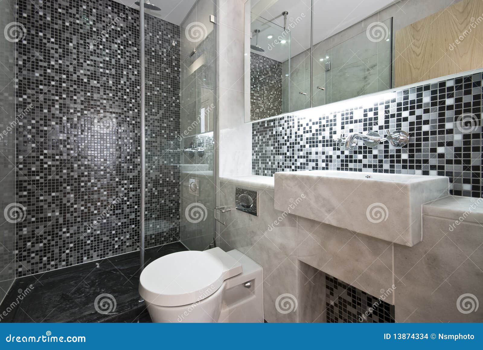 Salle de bains luxueuse en noir et blanc images stock image ...