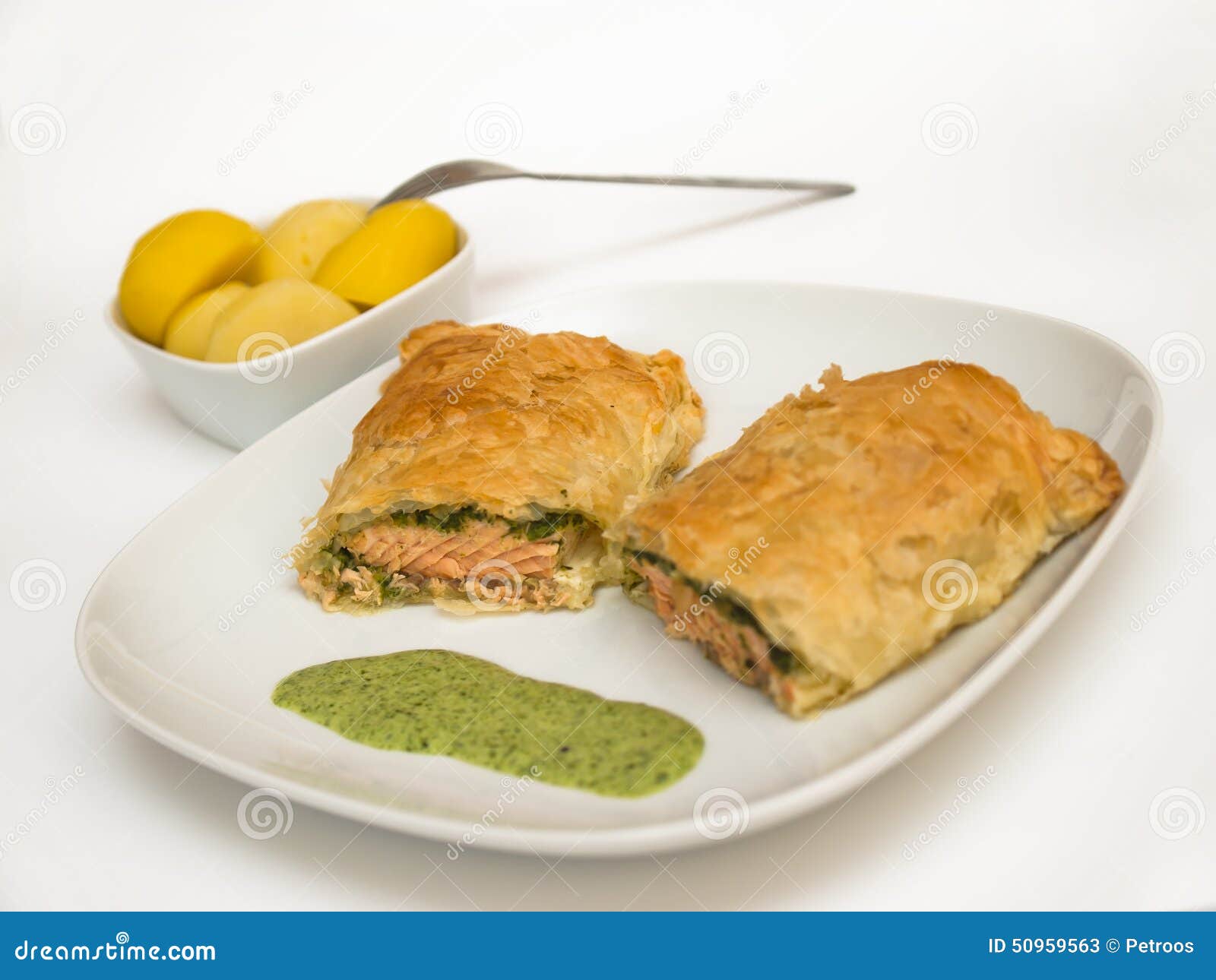 Salmon en croute stock image. Image of dish, seafood 50959563