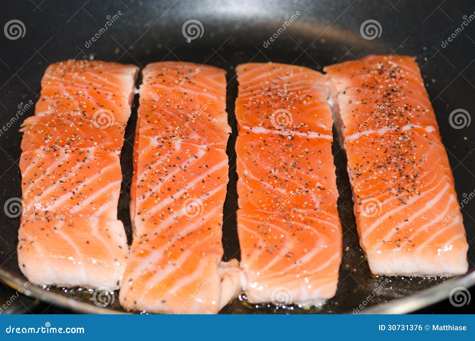 Salmon fillet/tenderloin stock photo. Image of tenderloin 30731376