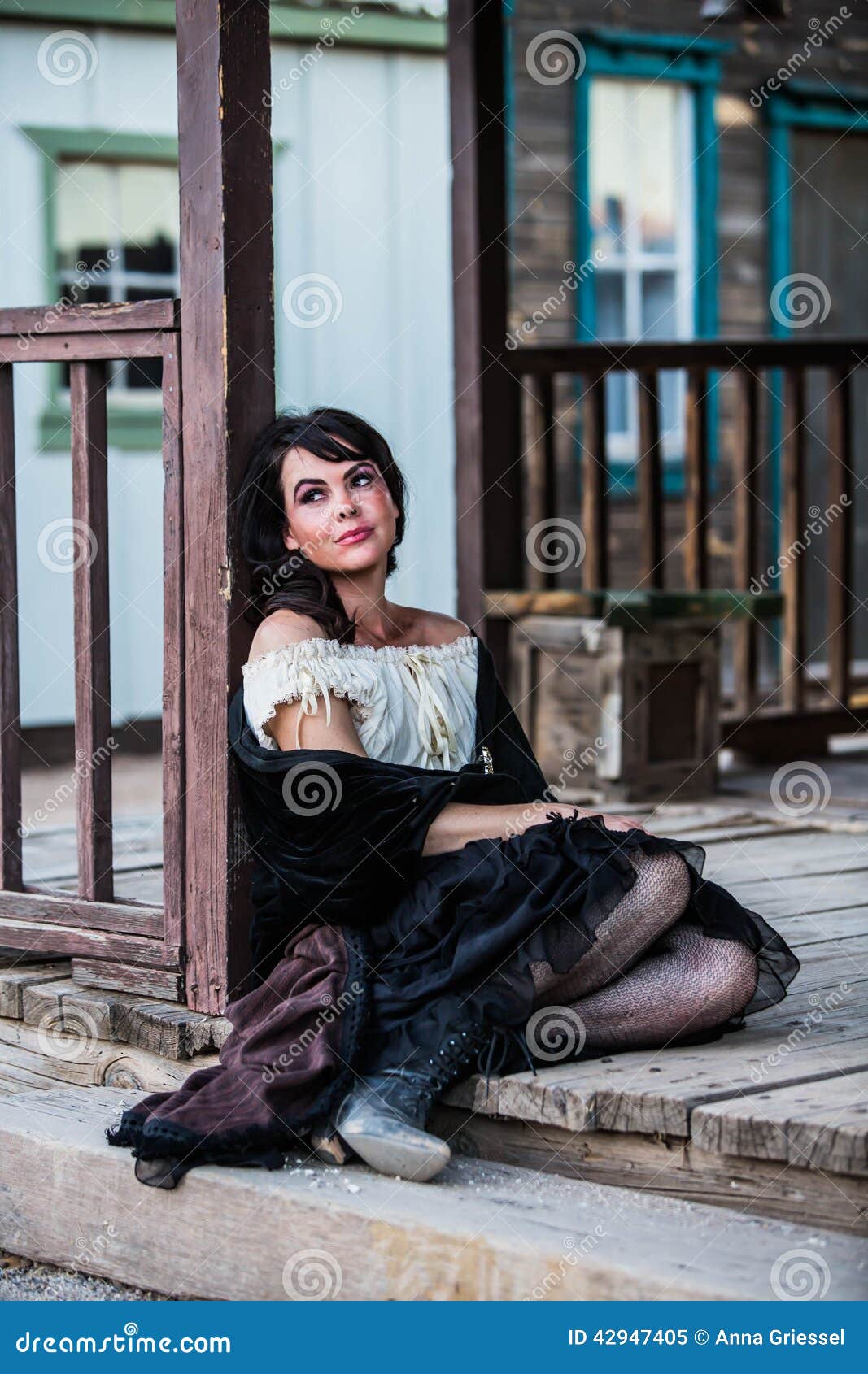 old west saloon girls