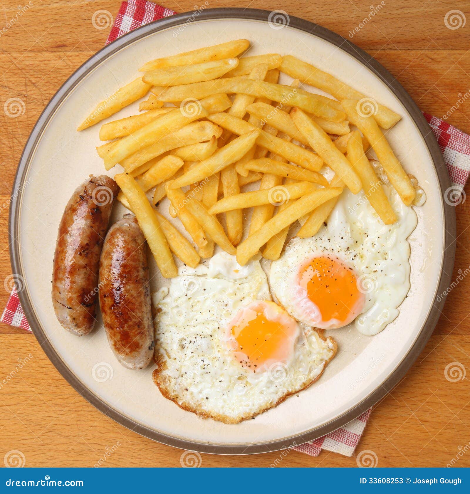 Salsiccie, Uova E Patatine Fritte Immagine Stock Immagine di francese