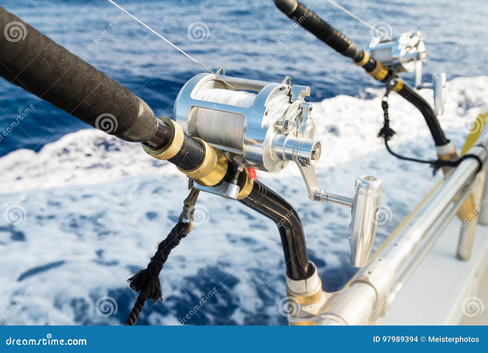 Salt Water Rod and Reel Close Up Stock Photo - Image of ocean, rods:  97989394