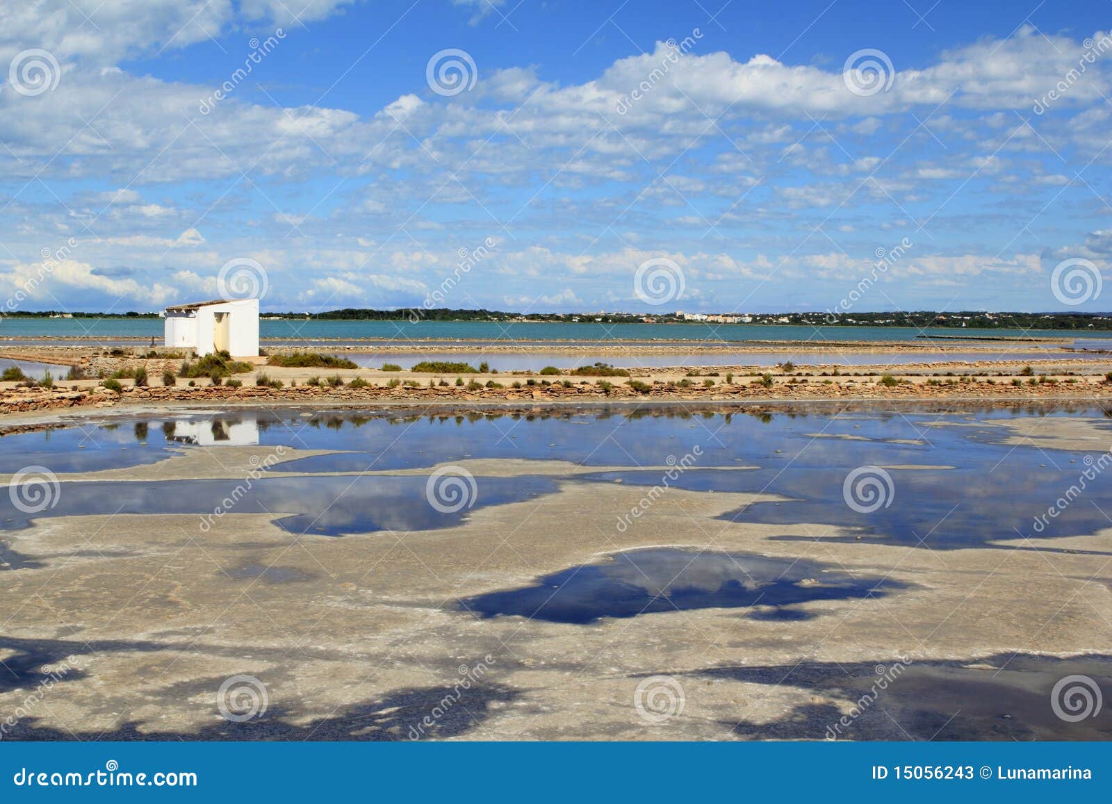 Saltworks van Salines Formentera van Ses horizon de Balearen