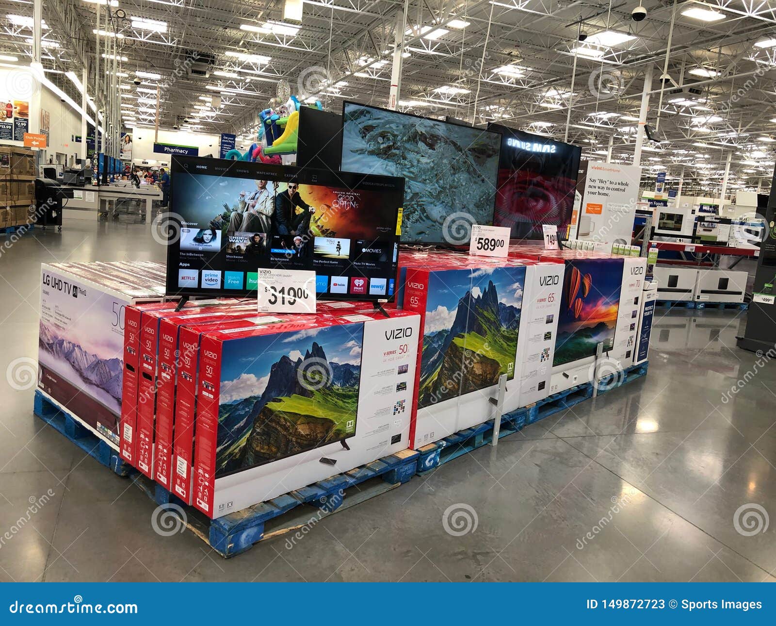 Sam`s Club. editorial stock photo. Image of club, television - 149872723