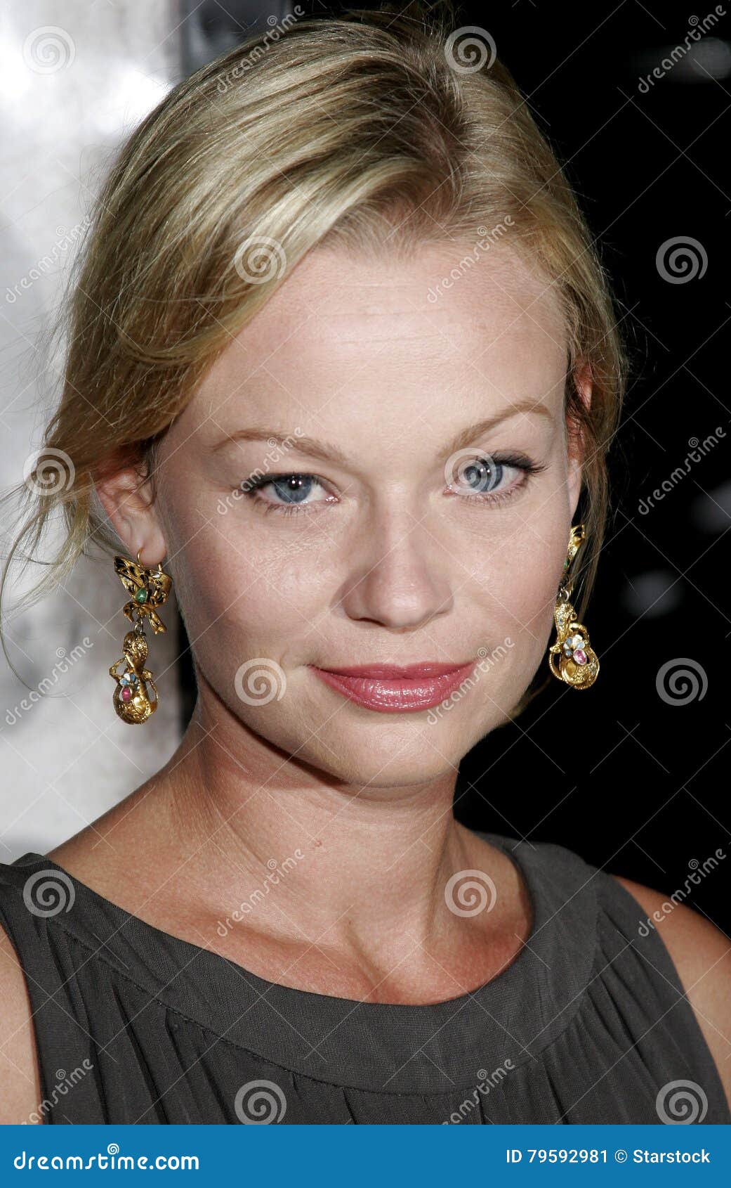 Of samantha mathis pictures ★ m.holymoly.com