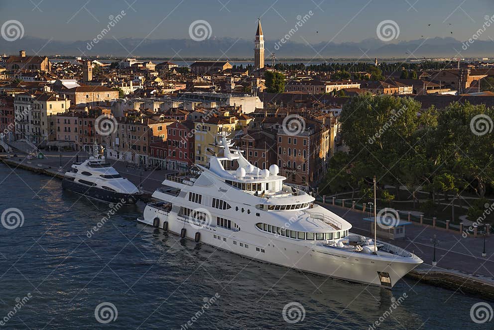 samar yacht venezia