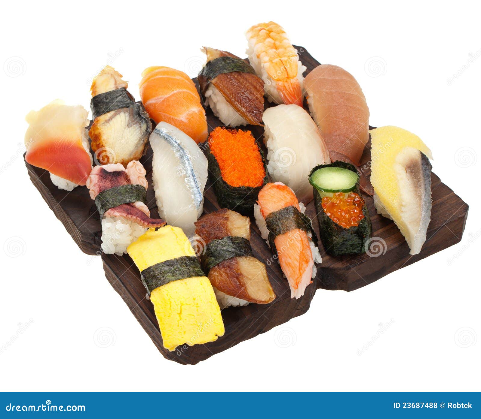 Sampler wielki suszi. 15 blokowego kawałków sashimi wyboru suszi różnorodnych drewniani