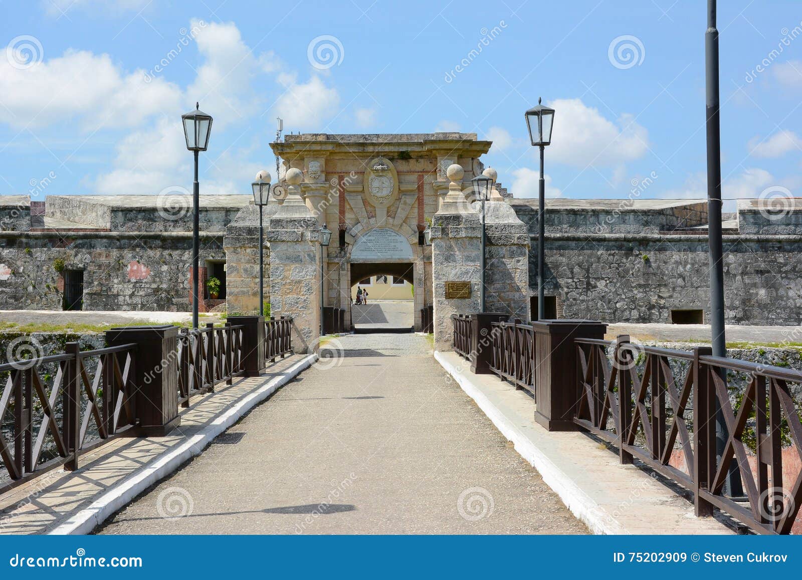 San Carlos De La Cabana Fortress Editorial Stock Image - Image of  destination, cuba: 75202909