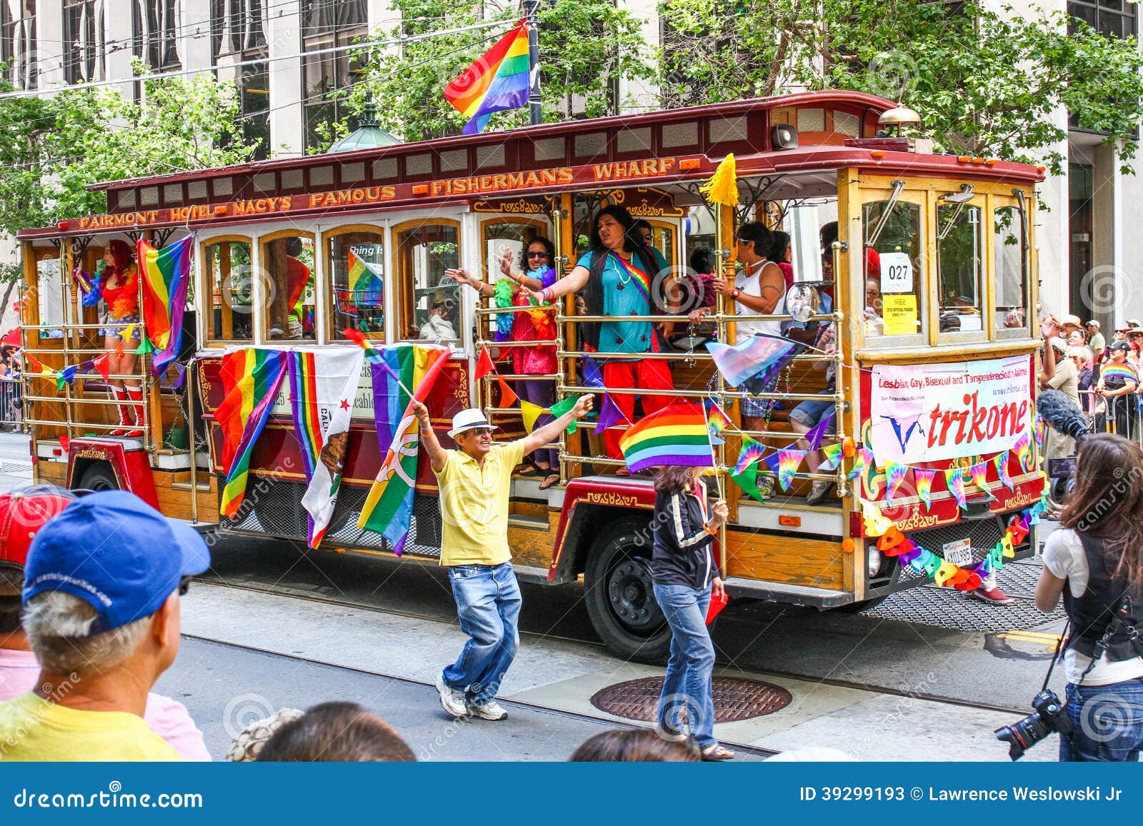 san-francisco-pride-parade-trikone-lgbt-trolley-float-group-lesbian-gay-bisexual-transgender-members-supporters-39299193.jpg