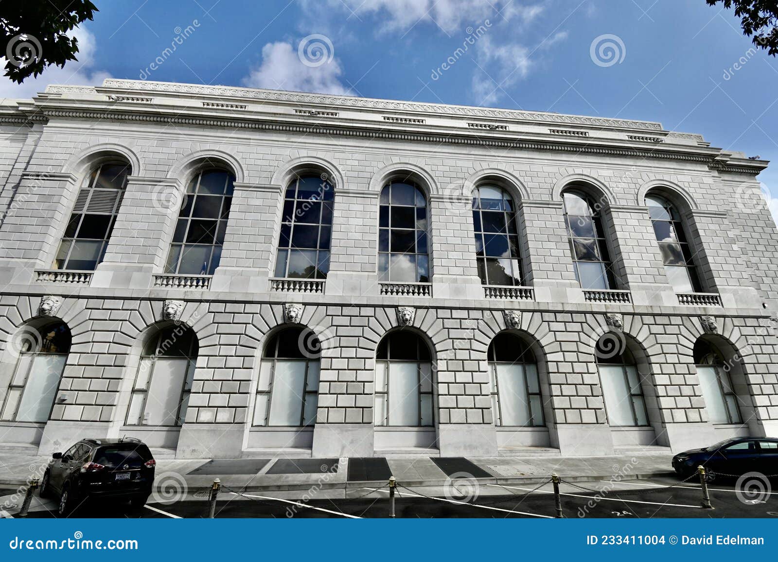 San Francisco War Memorial Performing Arts Center, 3. Editorial Stock