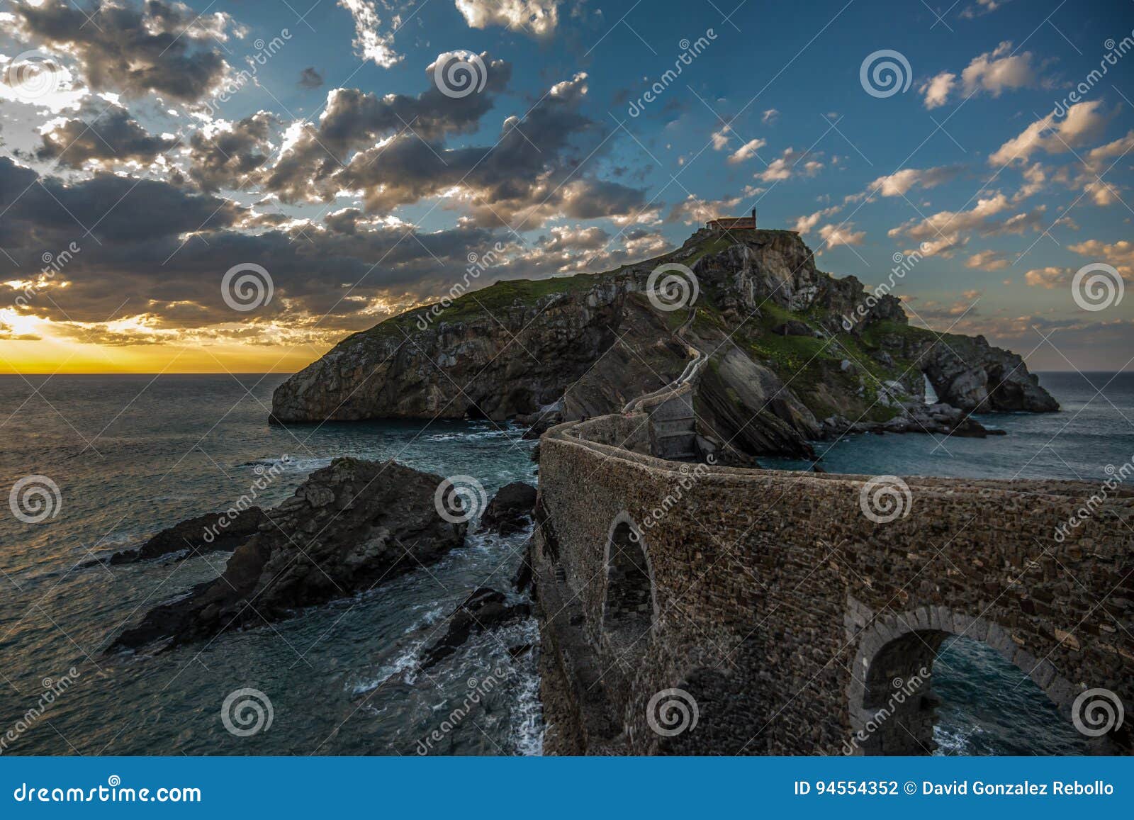 san juan de gaztelugatxe hermitage, euskadi