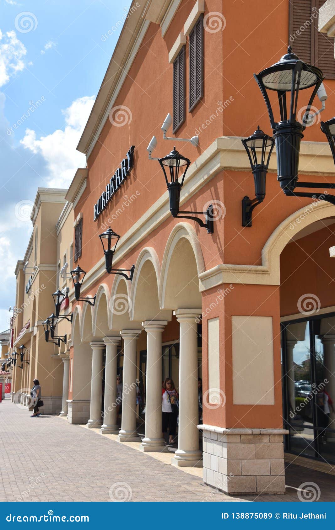 San Marcos Premium Outlets in Texas Editorial Stock Image Image of retailers, consumption