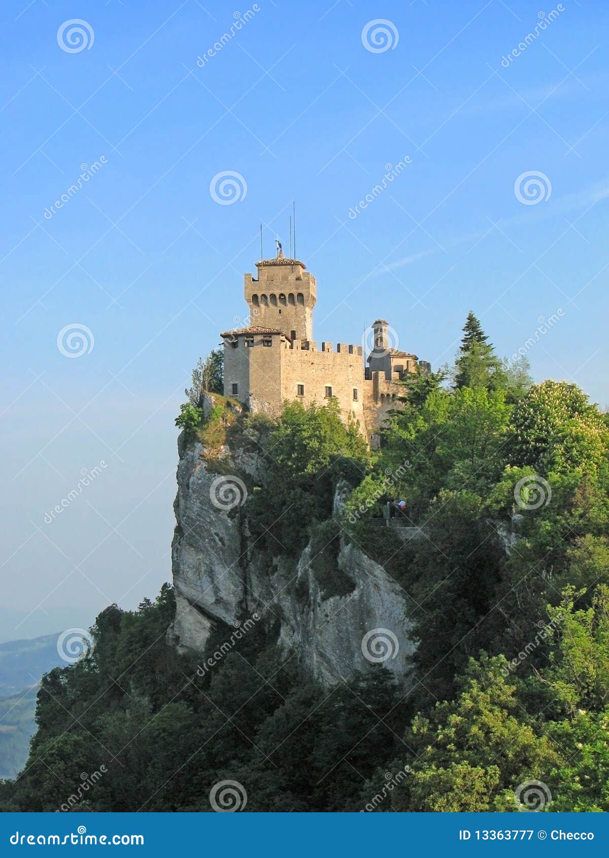 san marino - cesta castle