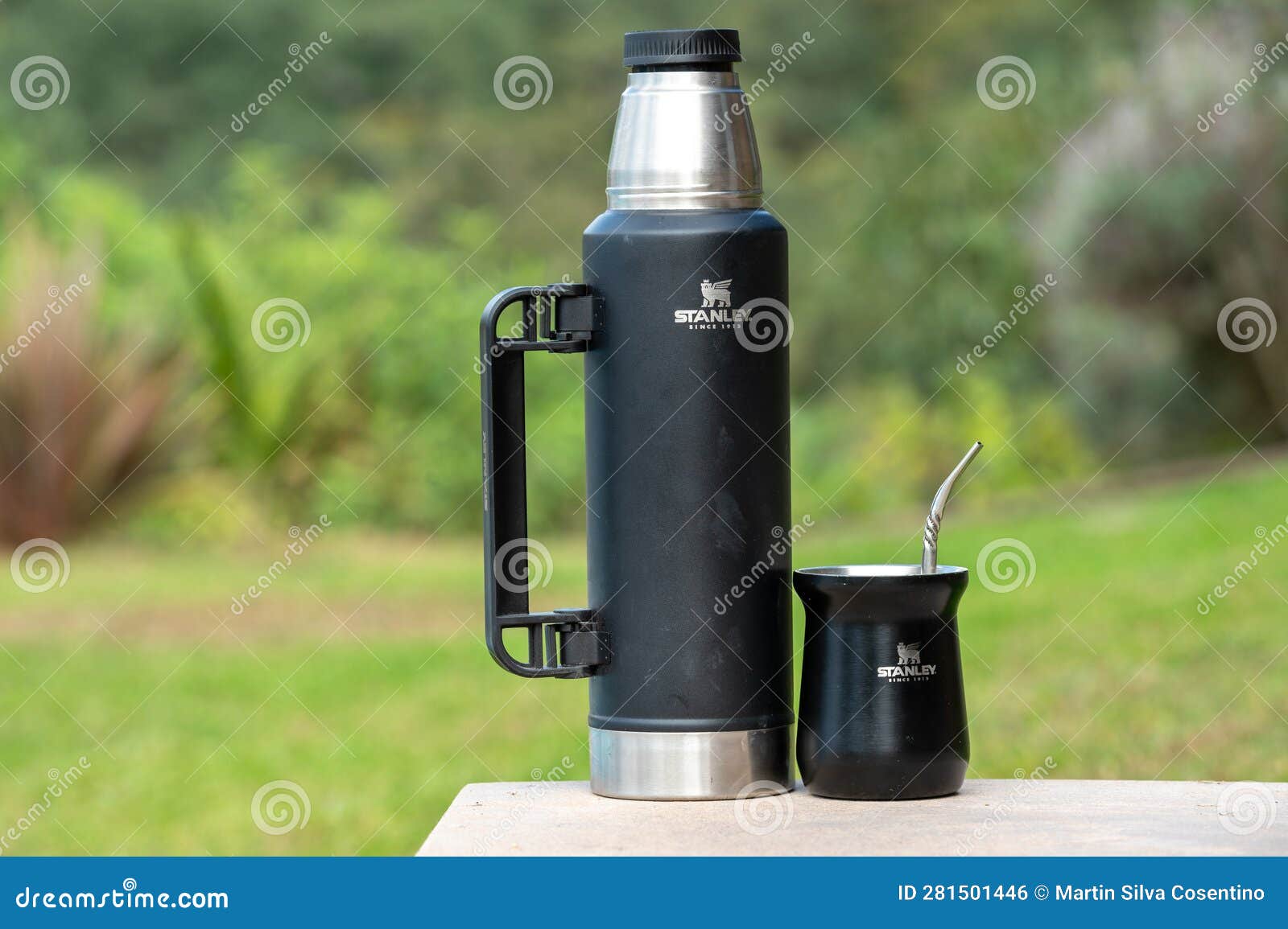 Typical Mate Stanley Infusion Taken in Argentina, Uruguay, Paraguay and  Brazil Accompanied by the Stanley Thermos in the Editorial Photo - Image of  background, infusion: 281501446