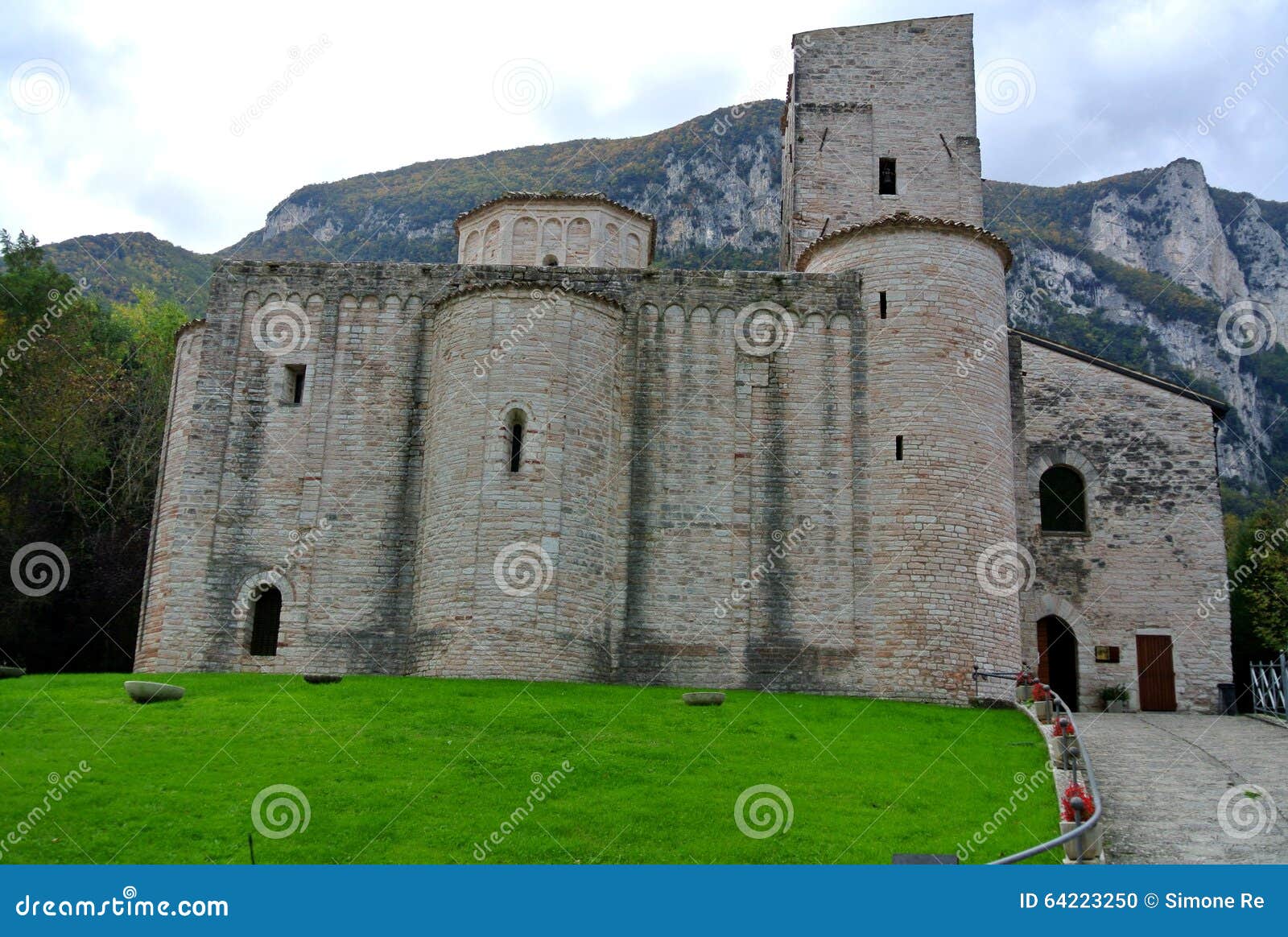 san vittore abbey, marche, genga, italy