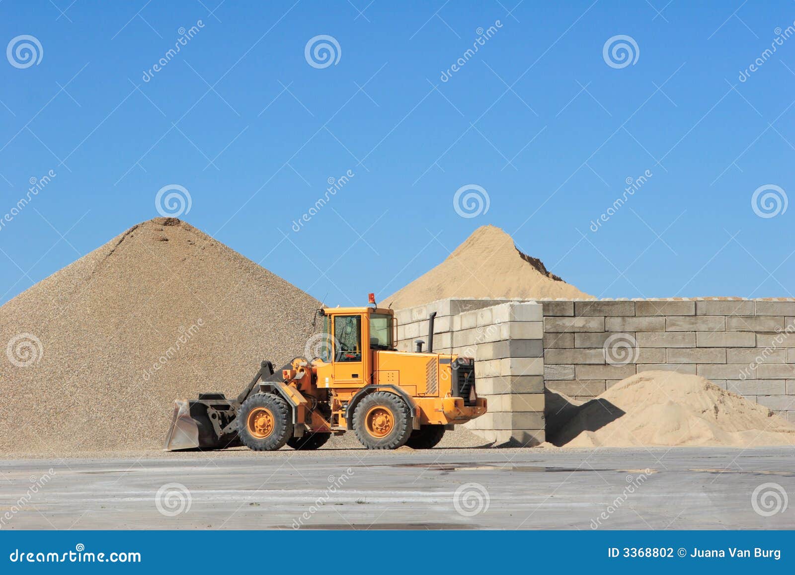 Sand quarry stock photo. Image of machinery, quarry, shovel 3368802