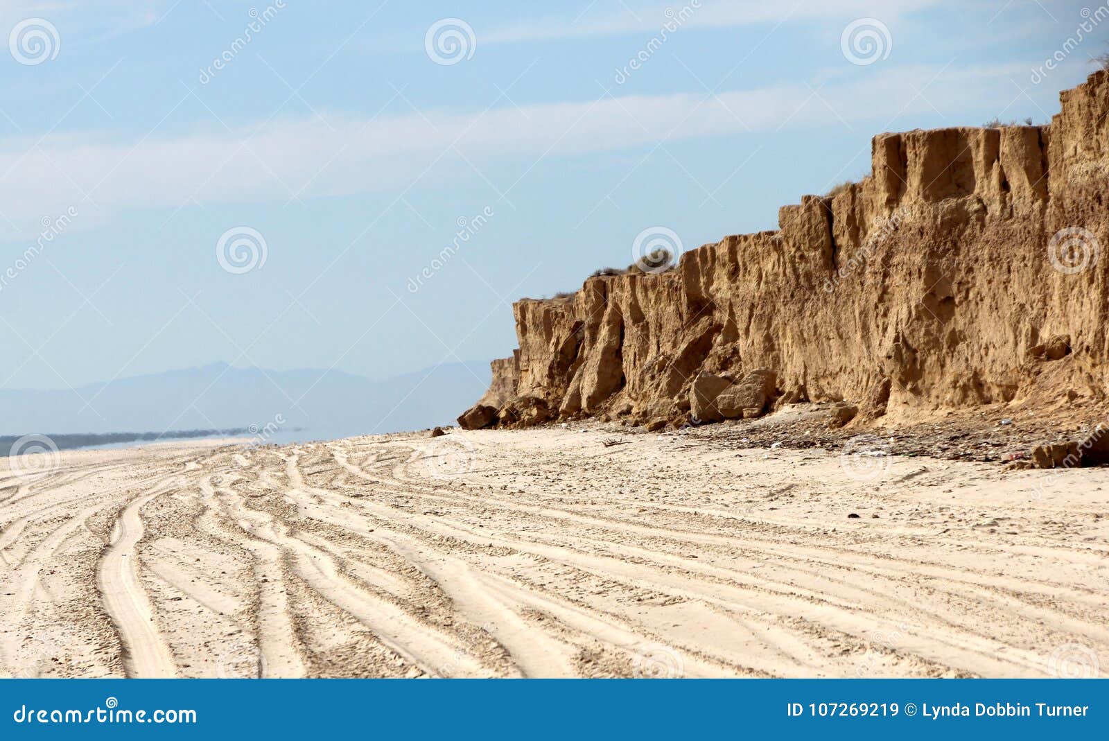 cliffs along shoreline of sea of cortez near el golfo de santa clara, sonora, mexico