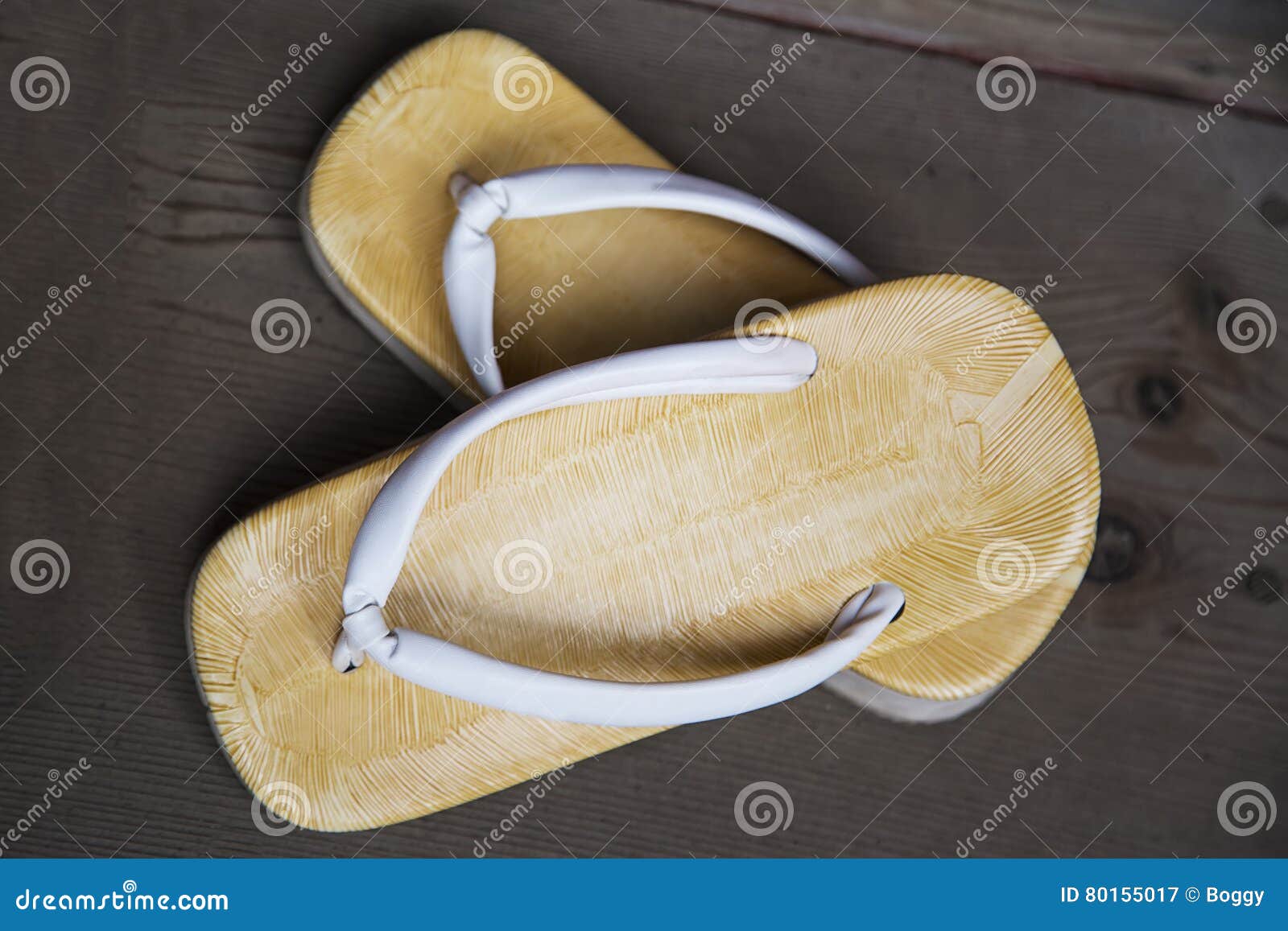 sandalo giapponese