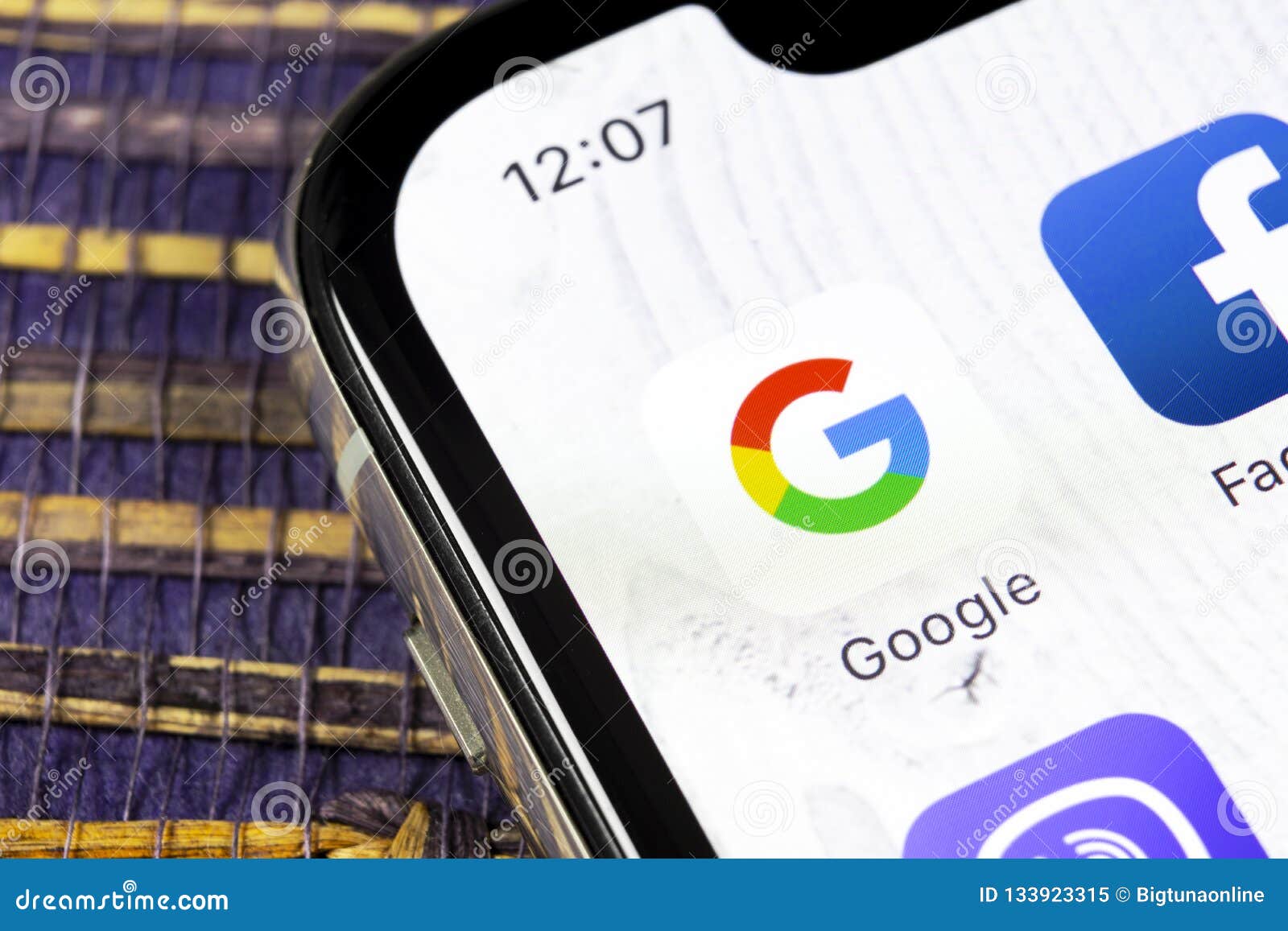 Google Search Application Icon On Apple Iphone X Smartphone Screen Close Up Google App Icon Social Network Social Media Icon Editorial Image Image Of Keyword Iphone Google Search Application Icon On Apple Iphone X Smartphone Screen Close Up Google App Icon Social Network Social Media Icon Editorial Image Image Of Keyword Iphone