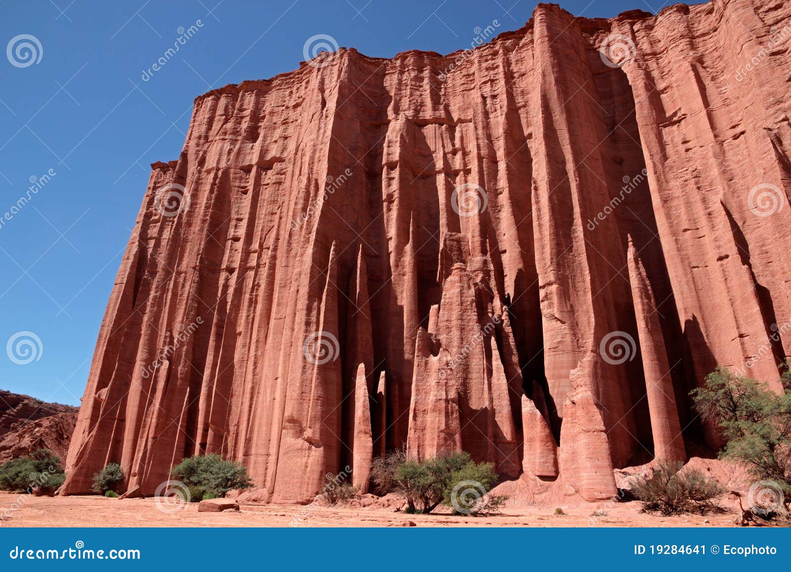 sanstone cliffs, talampaya