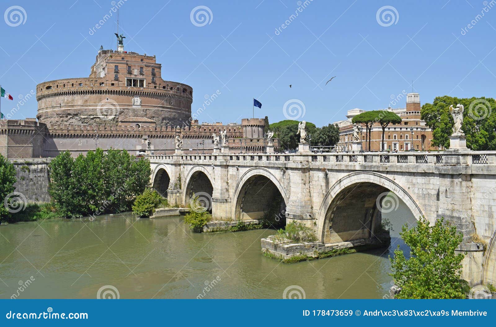 sant angelo bridge over rio tiber, rome