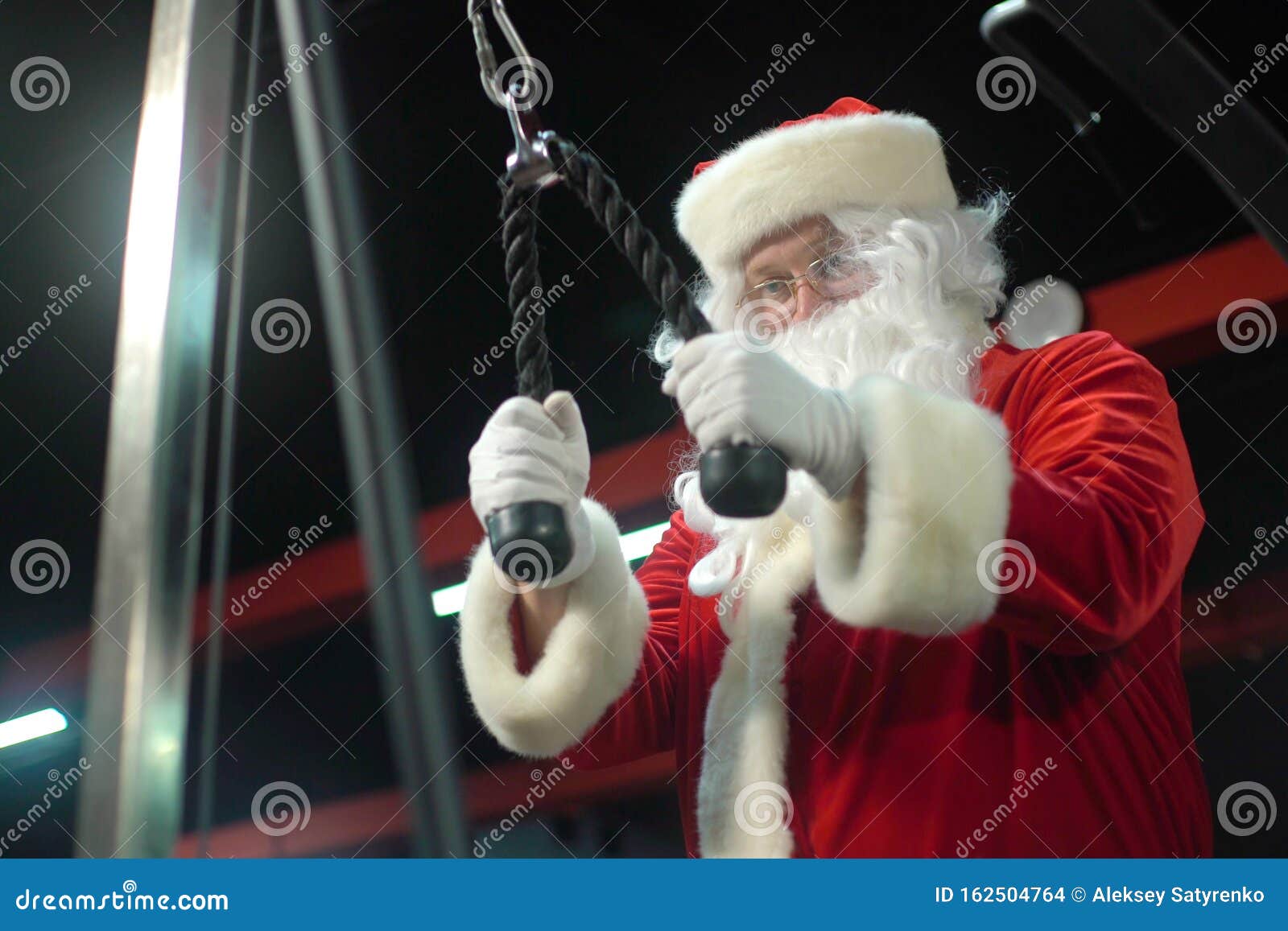 are gyms open on christmas day are gyms open on christmas day