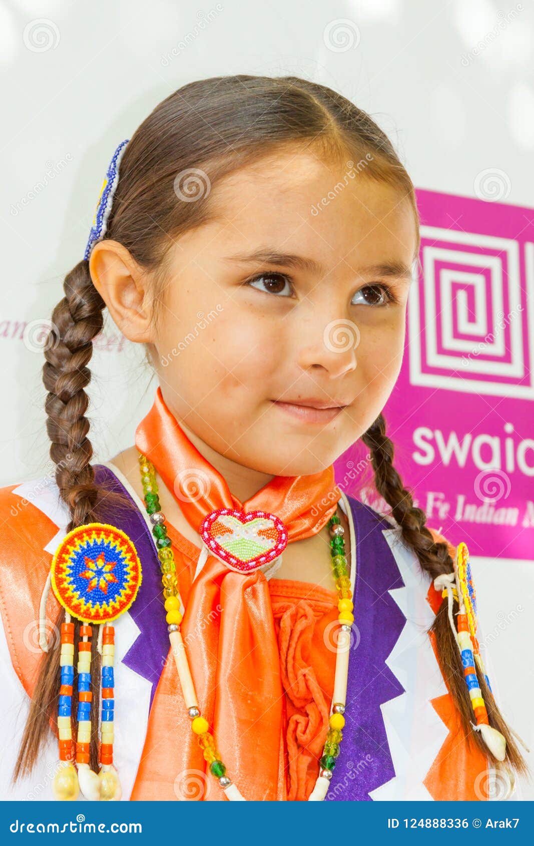 santa fe indian market, native american, little girl, new