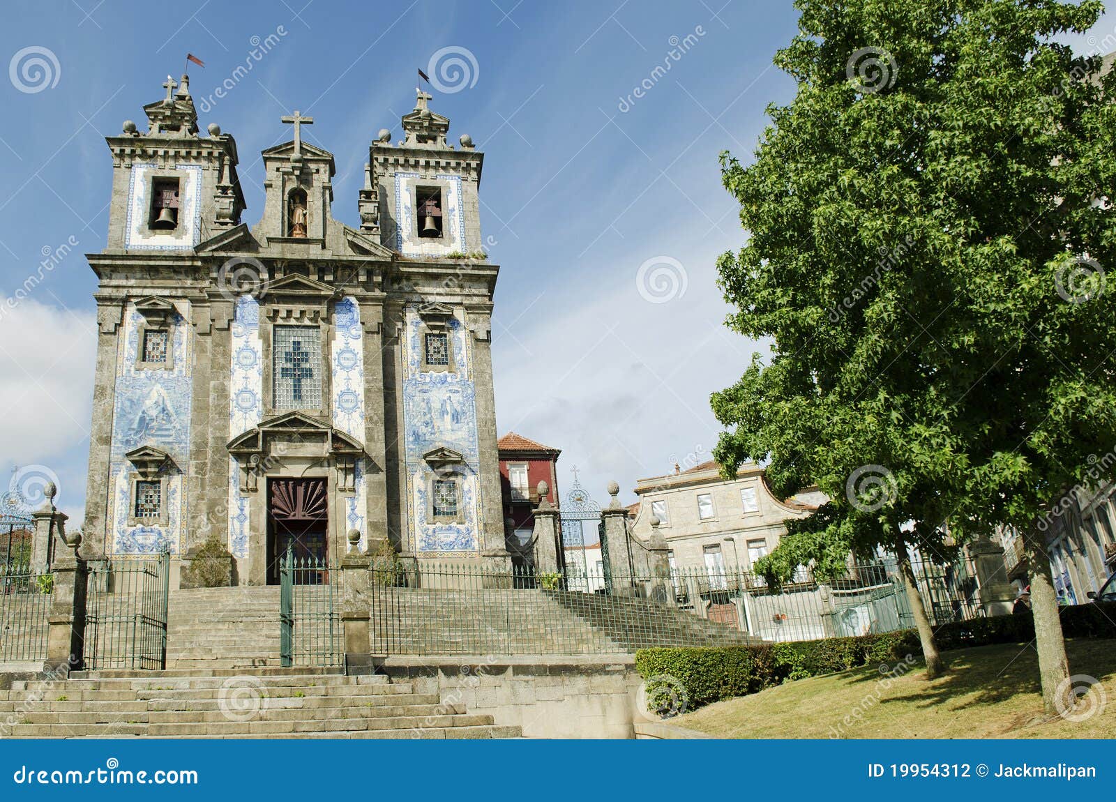 santo ildefonso church in porto portugal