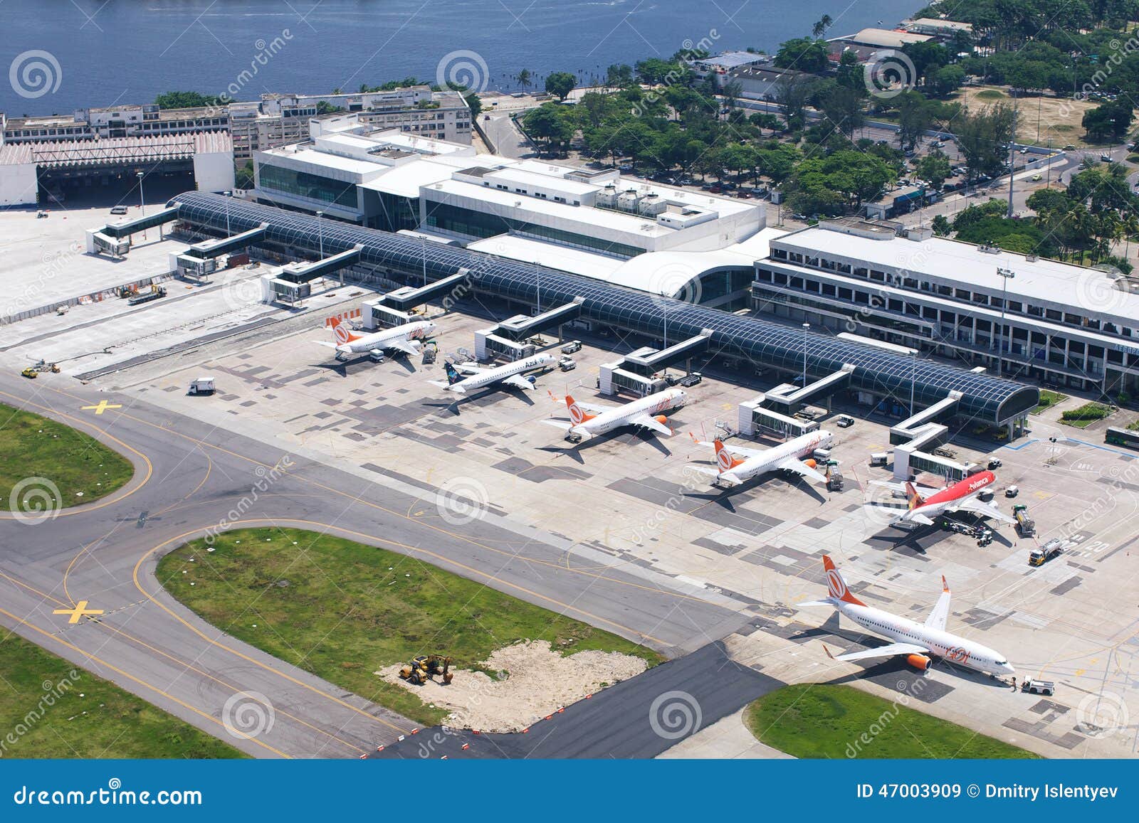 Santos Dumont airport editorial stock image. Image of landmark - 47003909