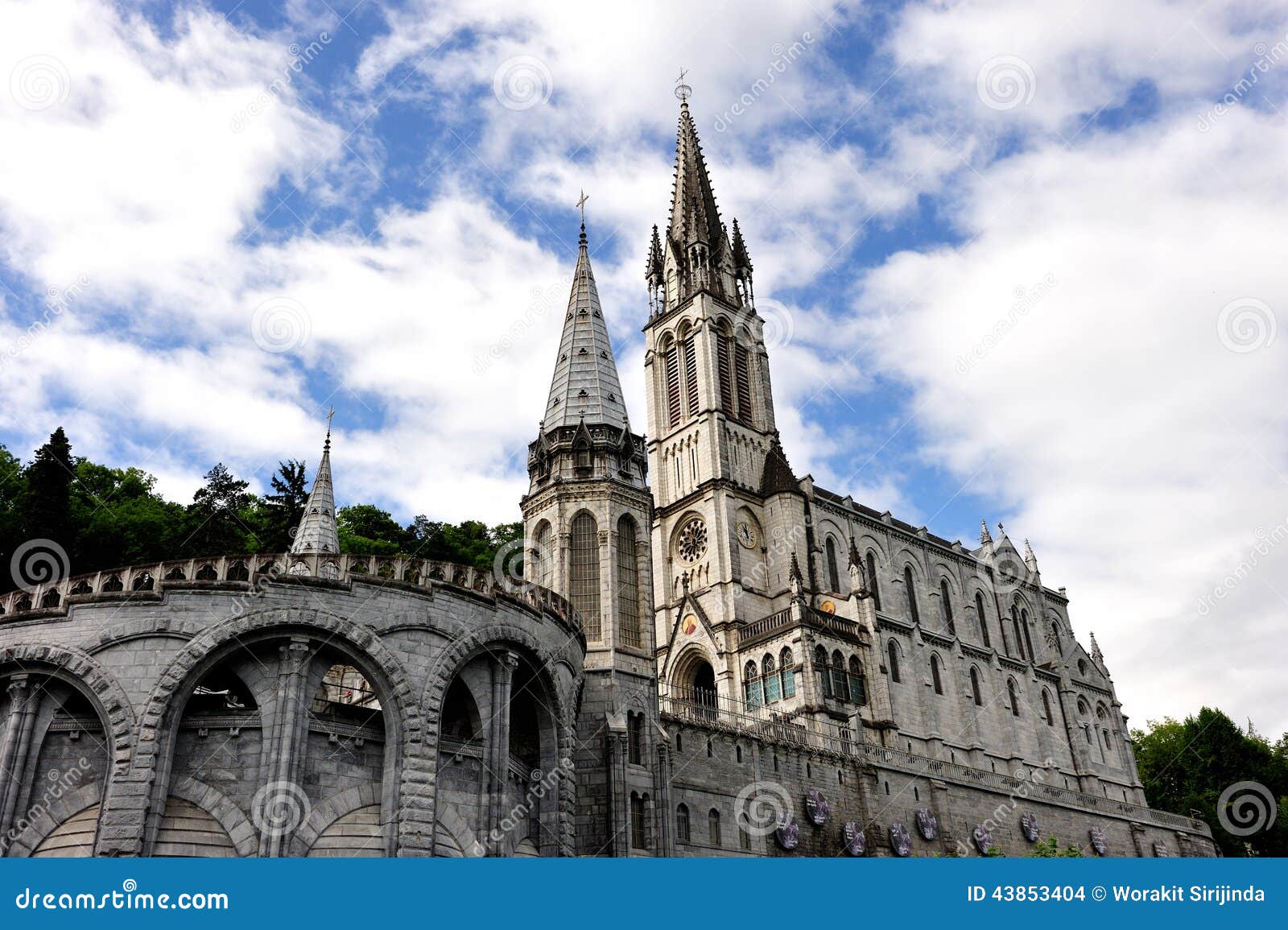 Santuario De Lourdes, Francia Foto de archivo - Imagen de cristiano ...