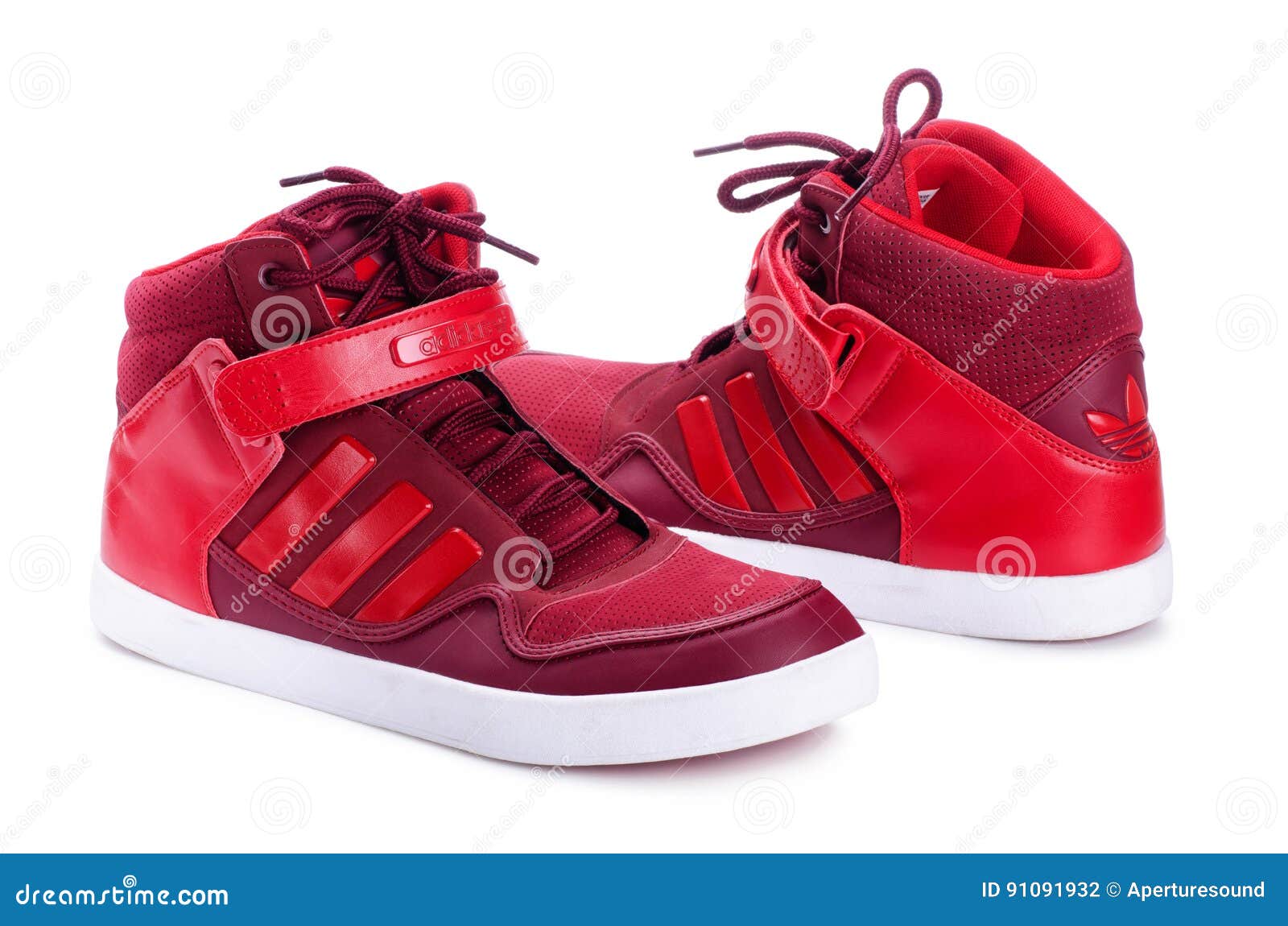 sapatilhas vermelhas adidas