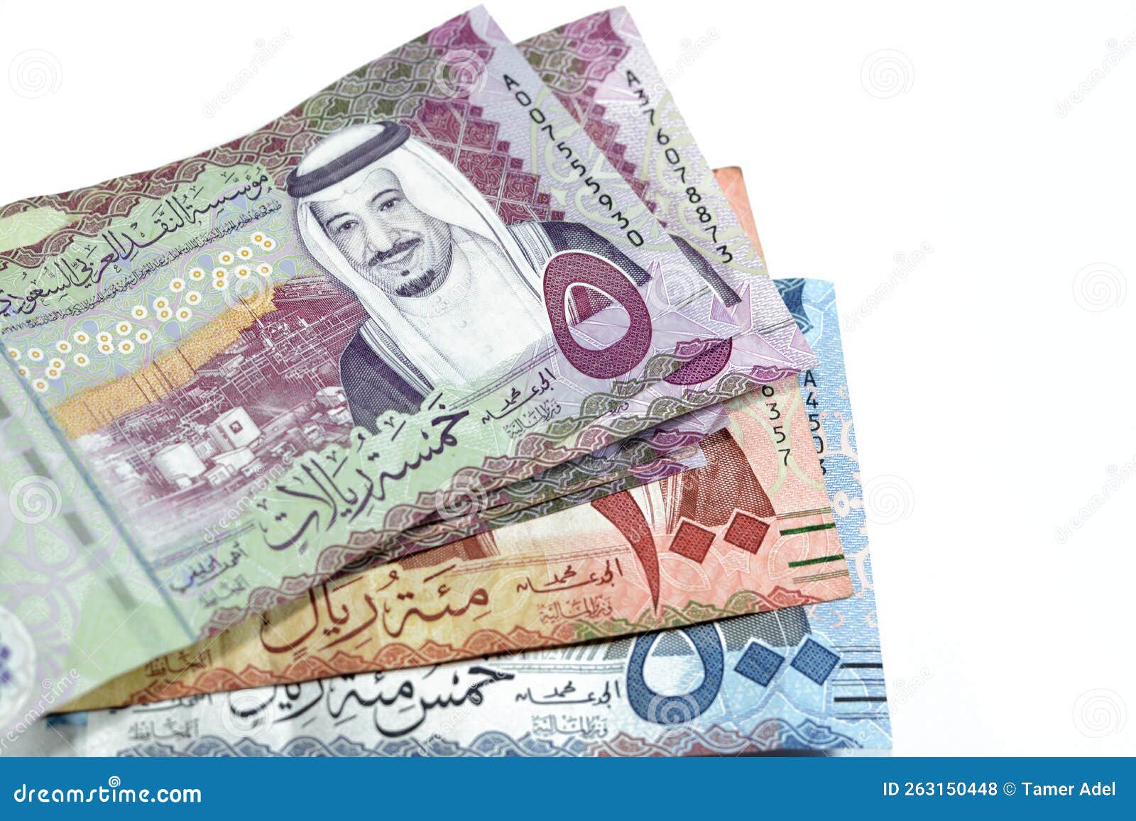 500 sar five hundred saudi arabia riyals cash money with king abdulaziz al saud and kabaa and 100 sar one hundred saudi arabia