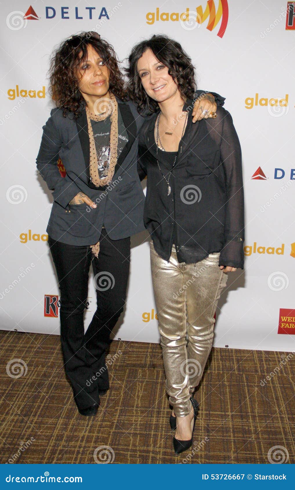 Sara Gilbert Und Linda Perry Redaktionelles Stockfotografie Bild Von Kalifornien Kunstler 53726667